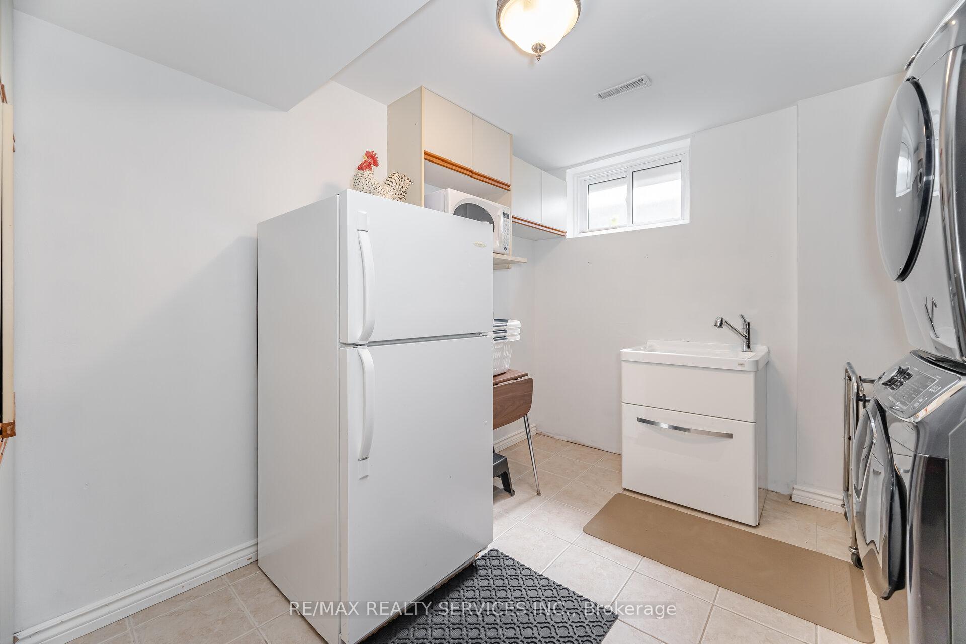 Photo 39 of 38 Grassmere Crescent, Brampton, Northgate — HOMEH