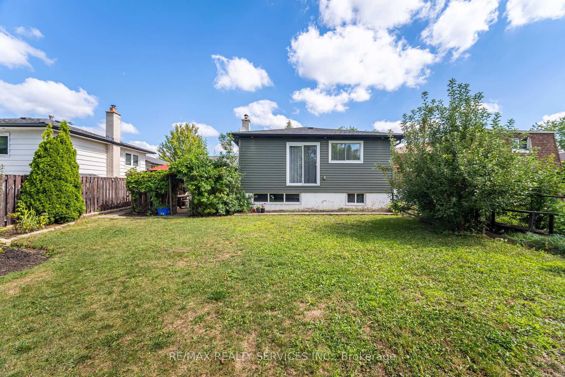 Photo 46 of 38 Grassmere Crescent, Brampton, Northgate — HOMEH