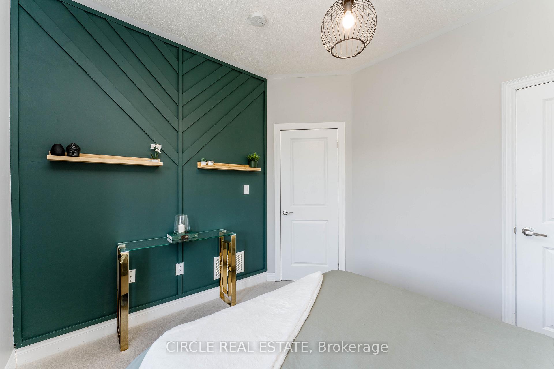 Photo 10 of 65 Hopewell Street, Vaughan, Kleinburg — HOMEH