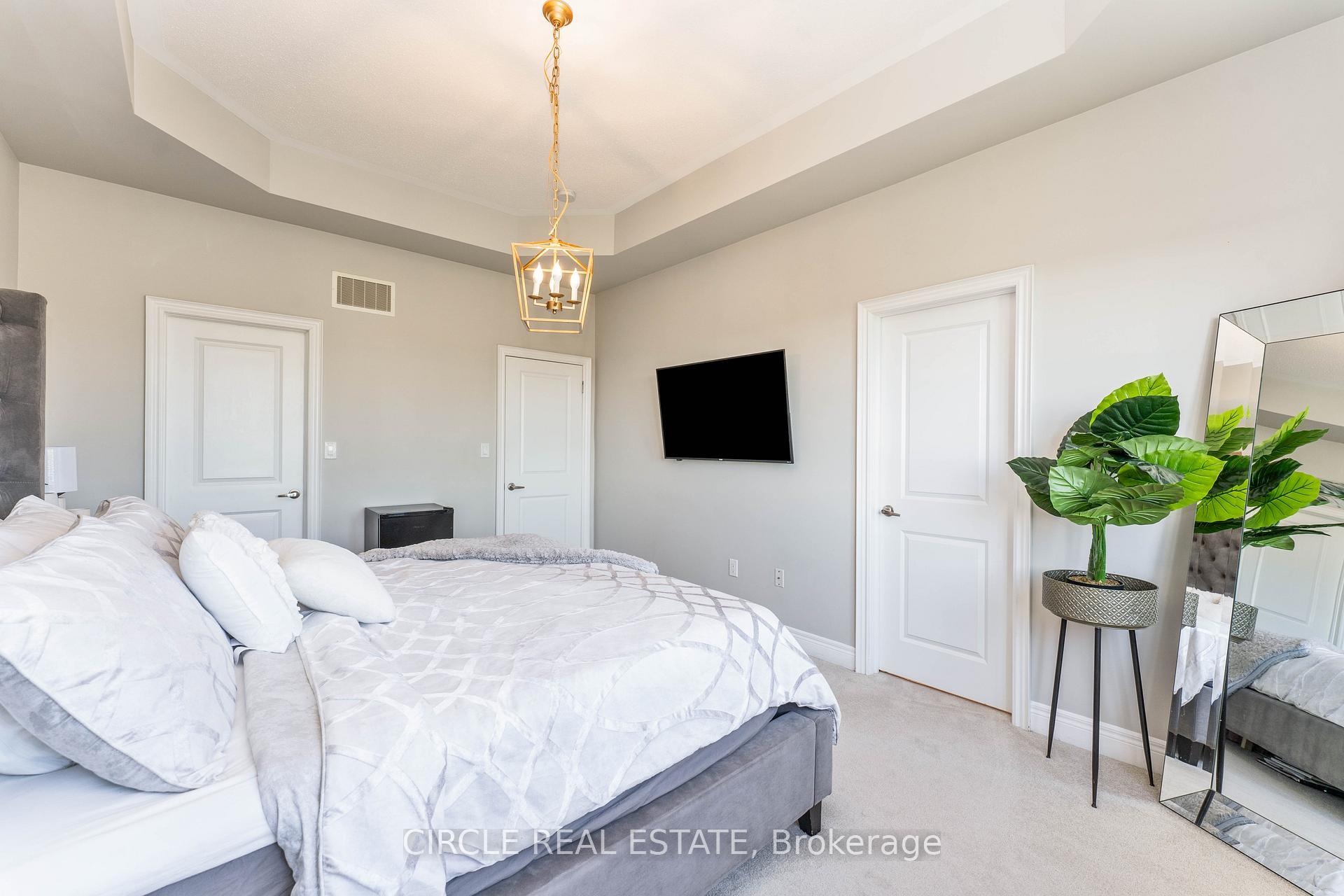Photo 11 of 65 Hopewell Street, Vaughan, Kleinburg — HOMEH