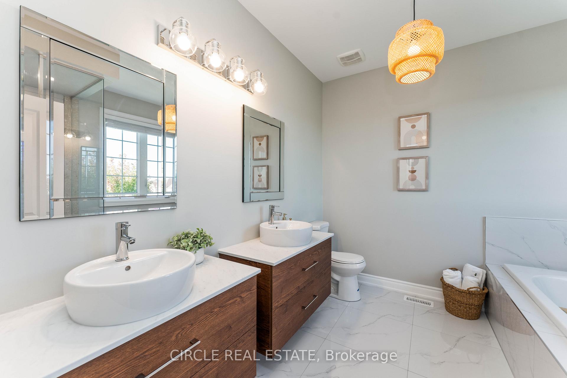 Photo 16 of 65 Hopewell Street, Vaughan, Kleinburg — HOMEH