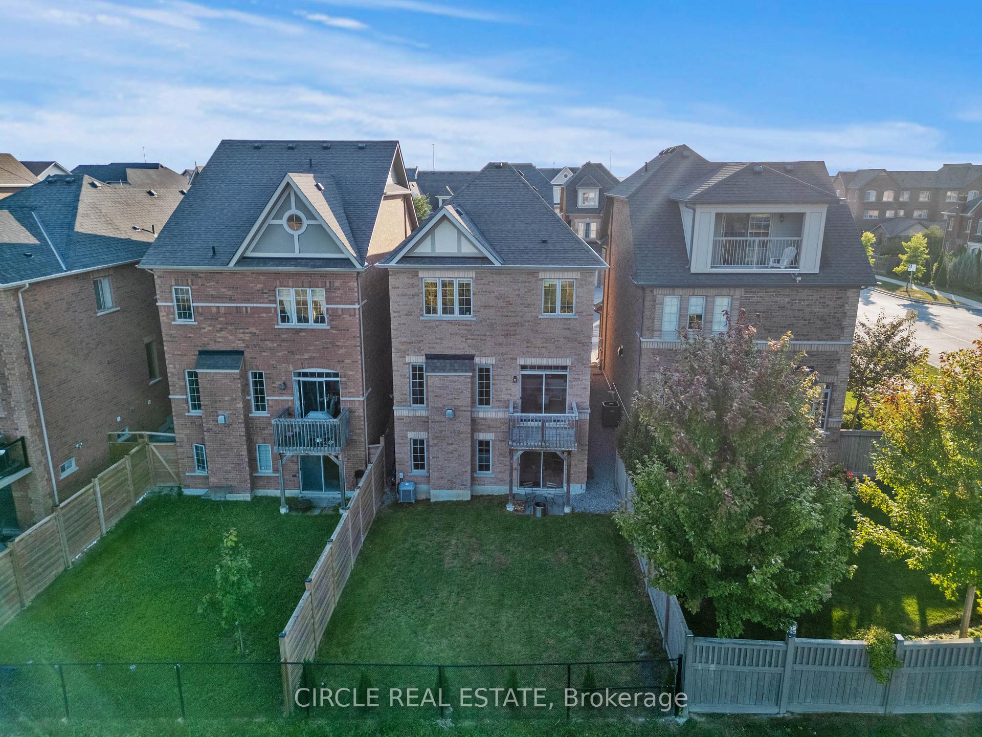 Photo 28 of 65 Hopewell Street, Vaughan, Kleinburg — HOMEH