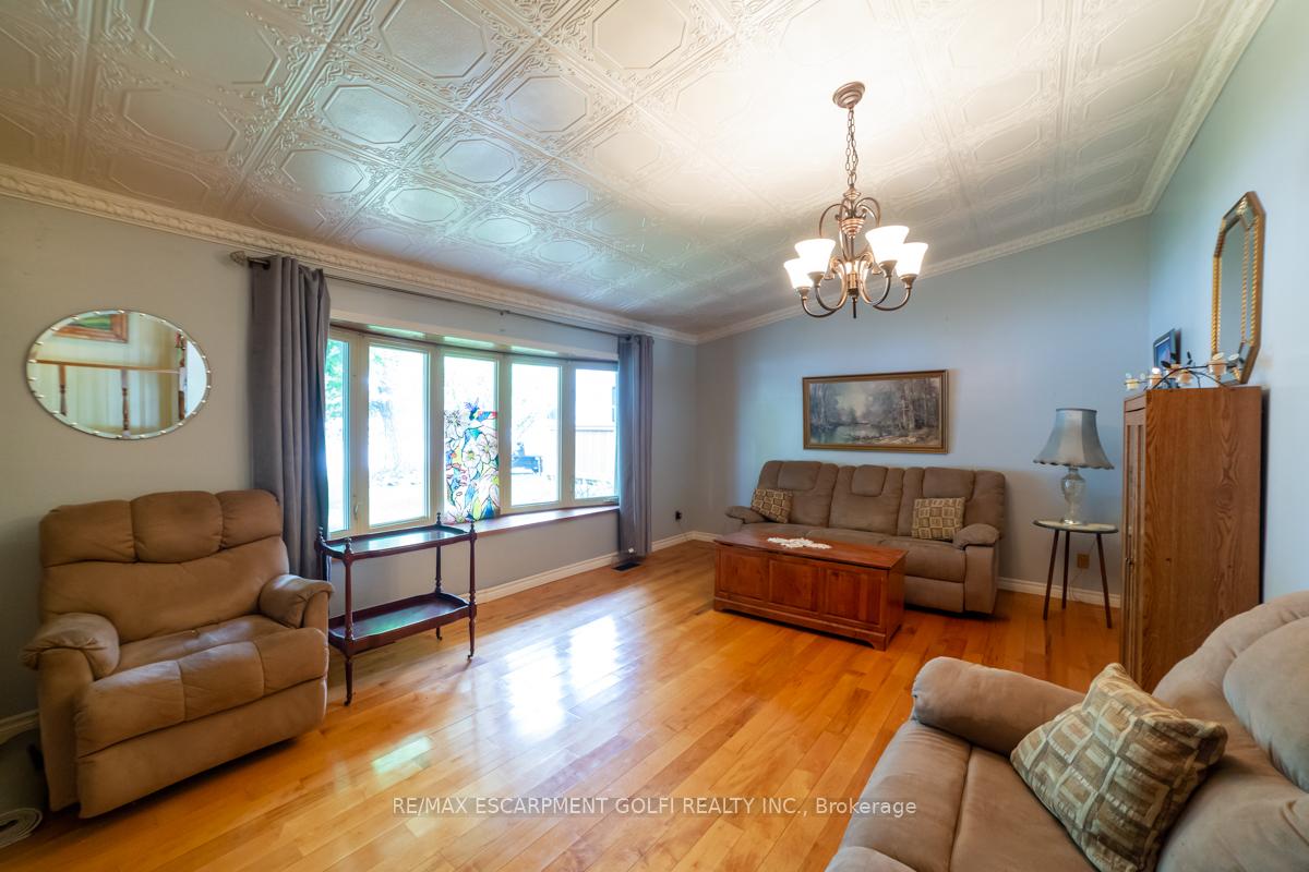 Photo 7 of 4572 Ontario Street, Lincoln, Lincoln Lake — HOMEH