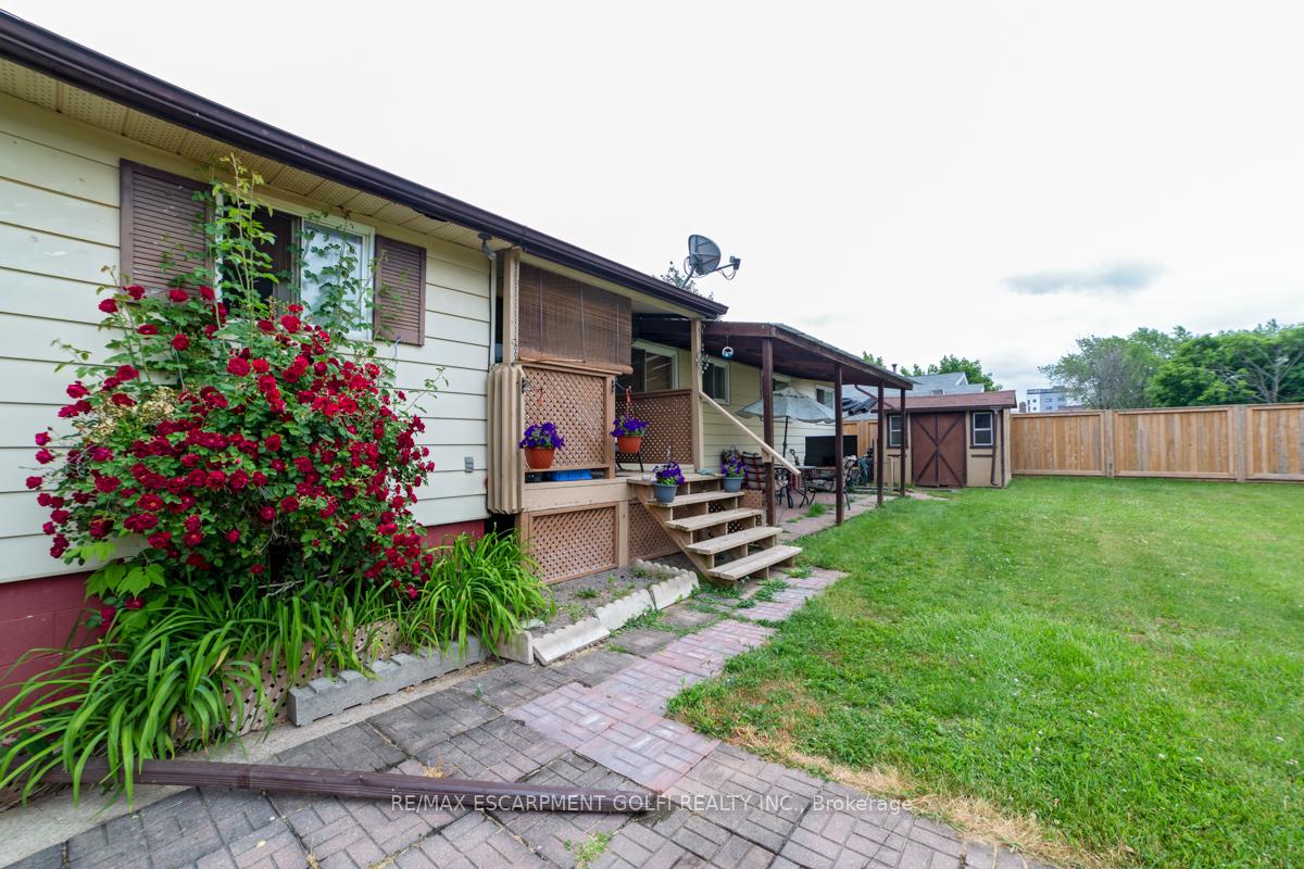 Photo 28 of 4572 Ontario Street, Lincoln, Lincoln Lake — HOMEH