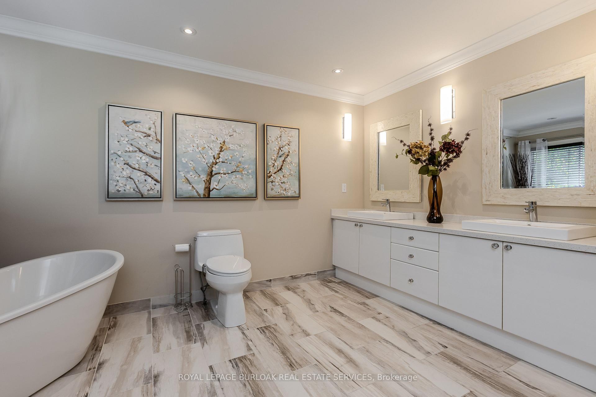 Photo 25 of 16 Arnhem Court, Hamilton, Waterdown — HOMEH