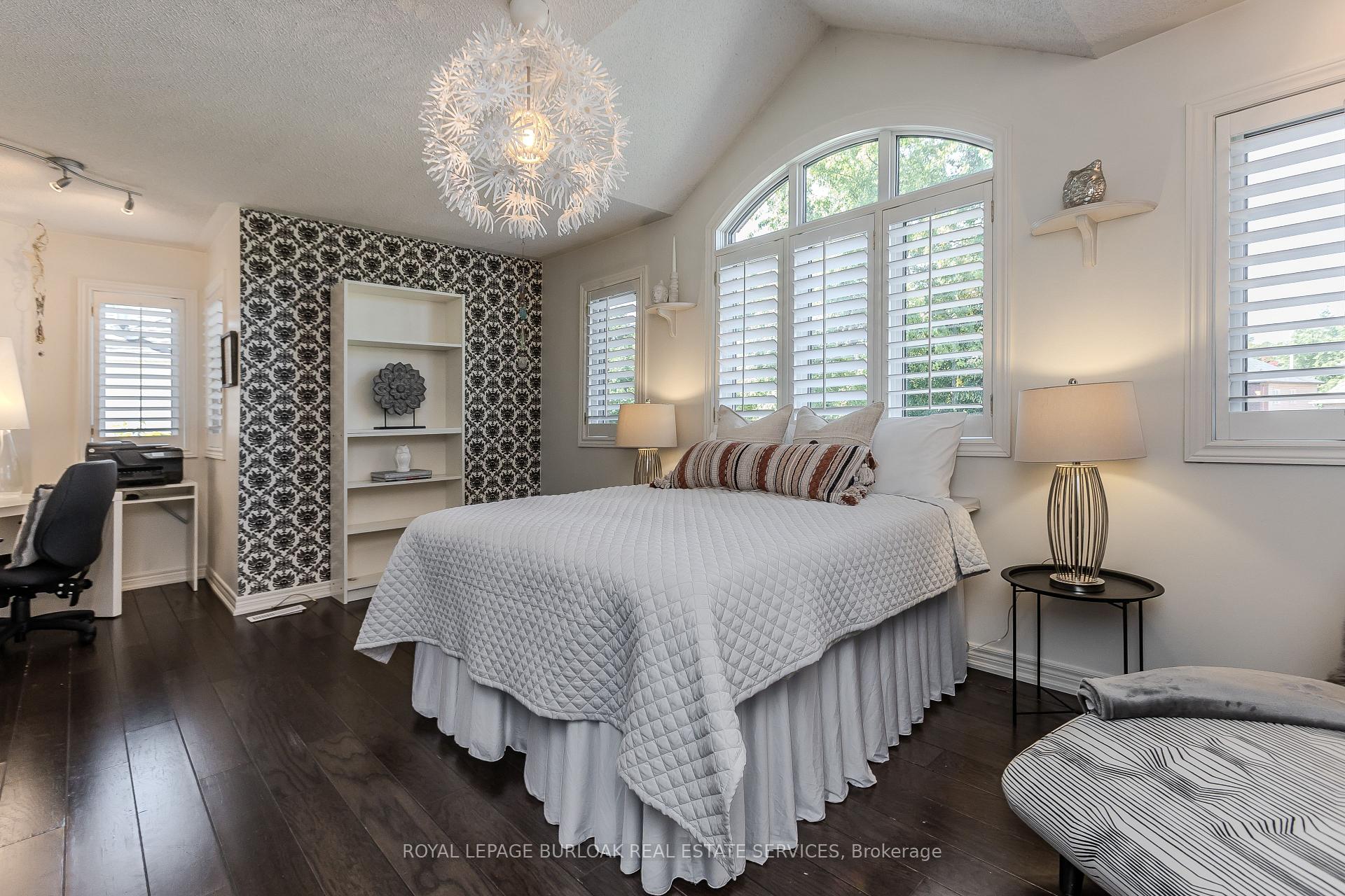 Photo 29 of 16 Arnhem Court, Hamilton, Waterdown — HOMEH