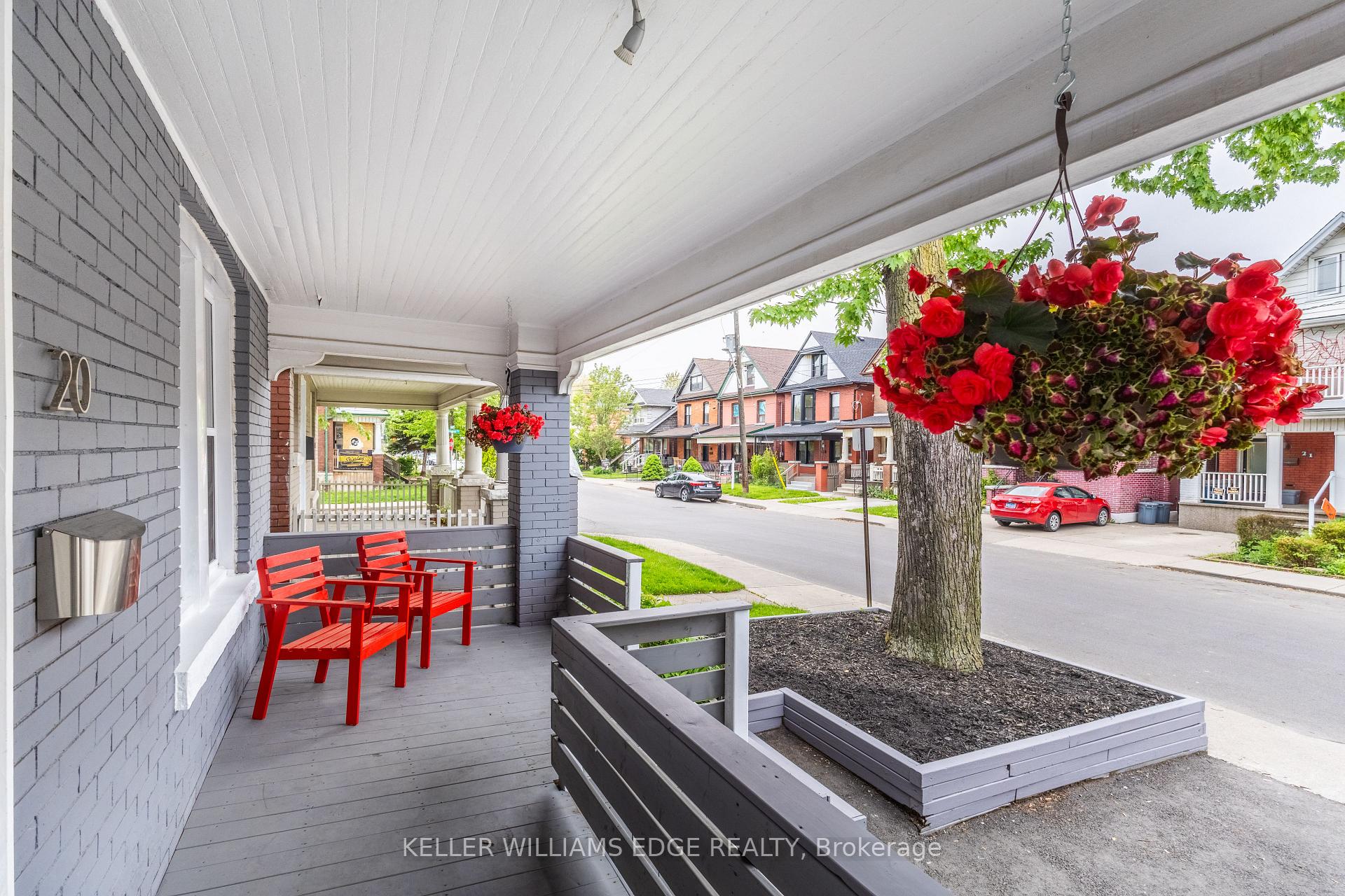Photo 7 of 20 Barnesdale Avenue N, Hamilton, Stripley — HOMEH