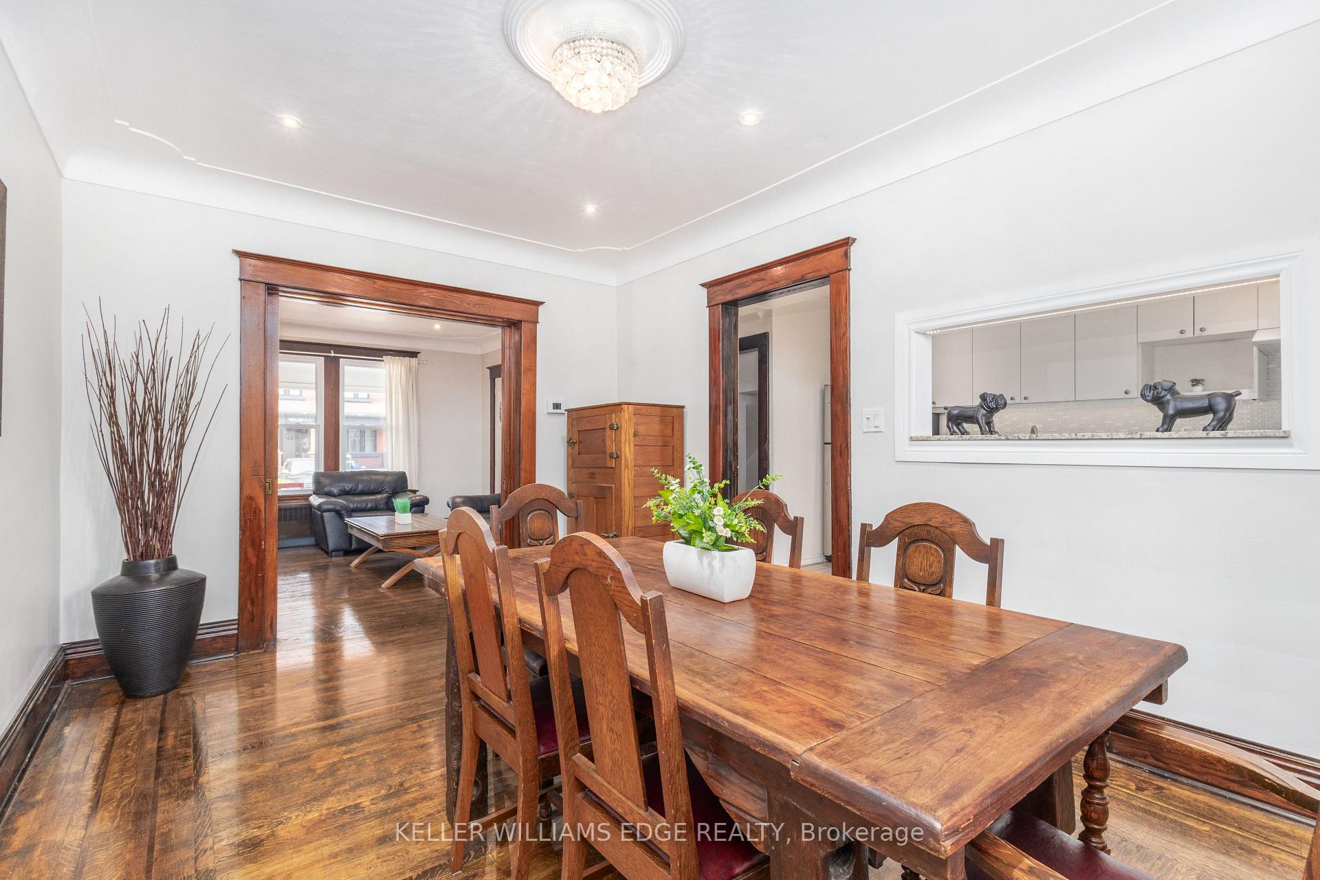 Photo 14 of 20 Barnesdale Avenue N, Hamilton, Stripley — HOMEH