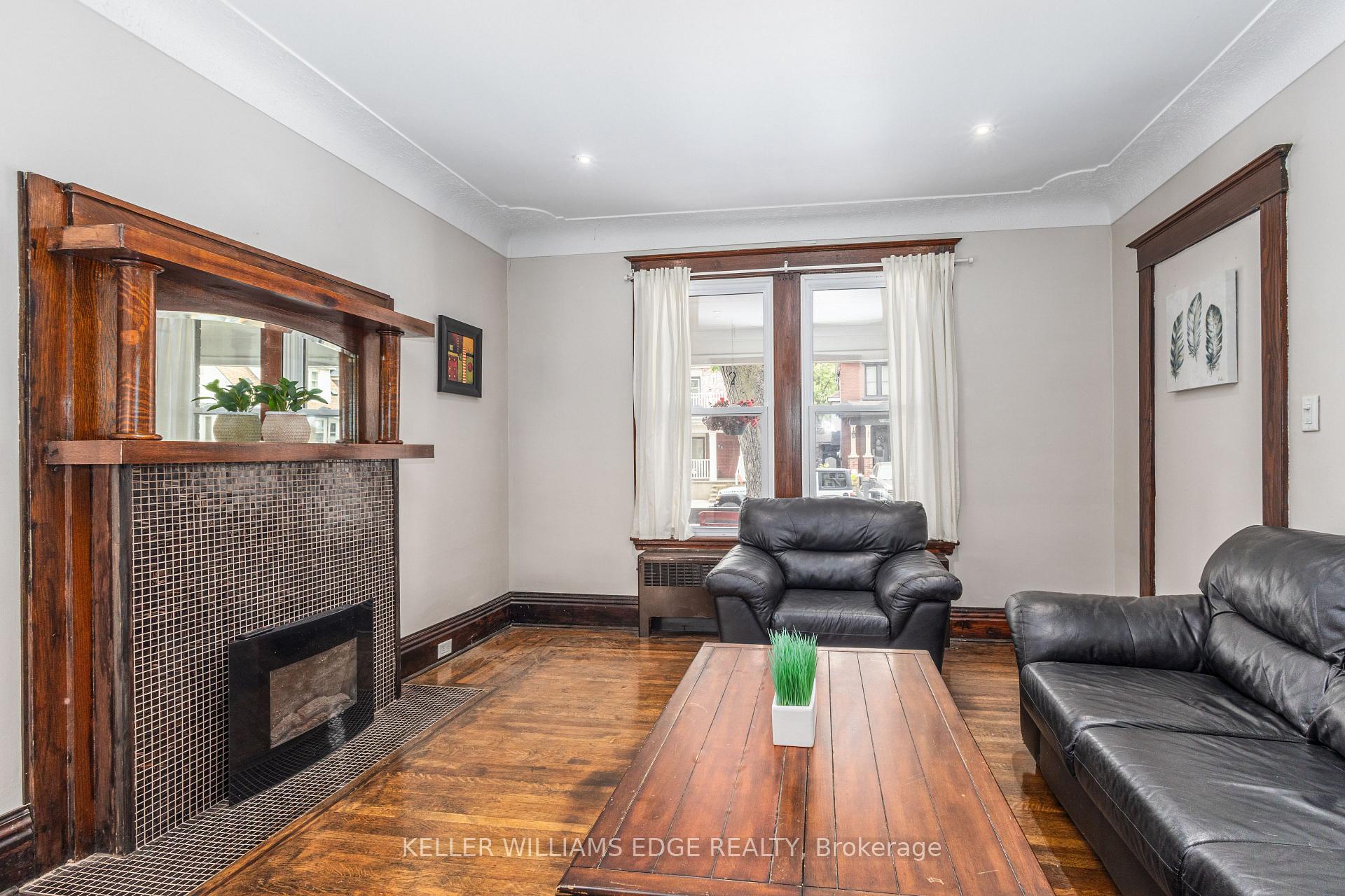 Photo 15 of 20 Barnesdale Avenue N, Hamilton, Stripley — HOMEH