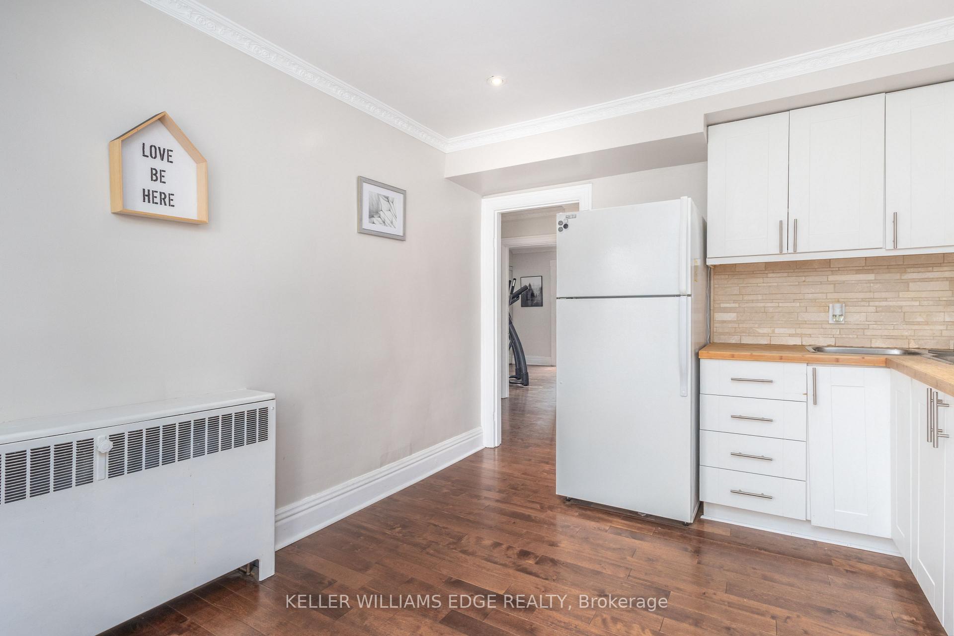 Photo 11 of 20 Barnesdale Avenue N, Hamilton, Stripley — HOMEH