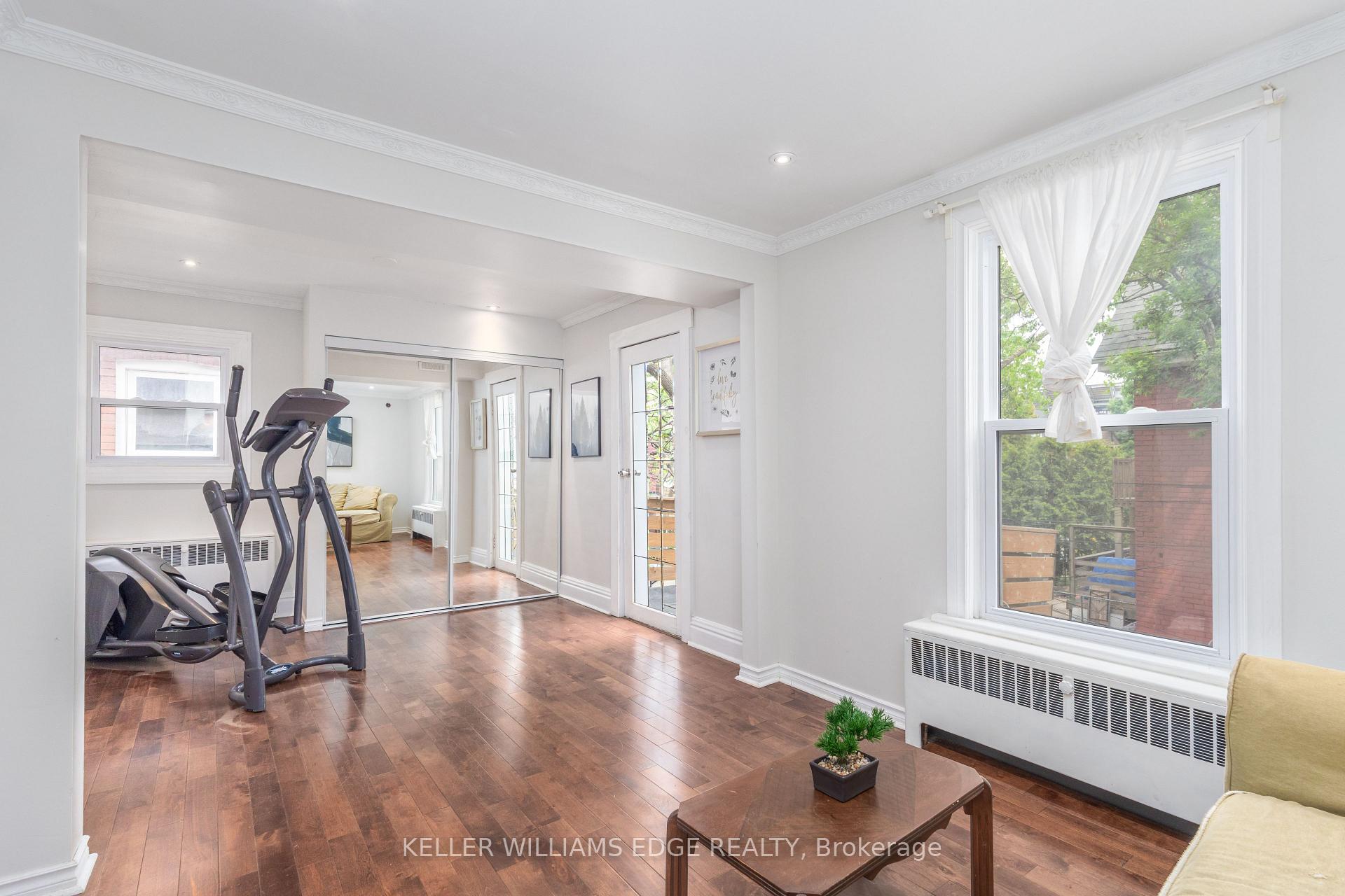 Photo 18 of 20 Barnesdale Avenue N, Hamilton, Stripley — HOMEH