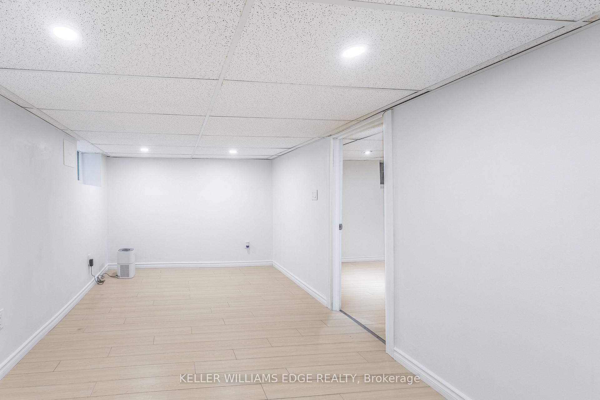 Photo 37 of 20 Barnesdale Avenue N, Hamilton, Stripley — HOMEH