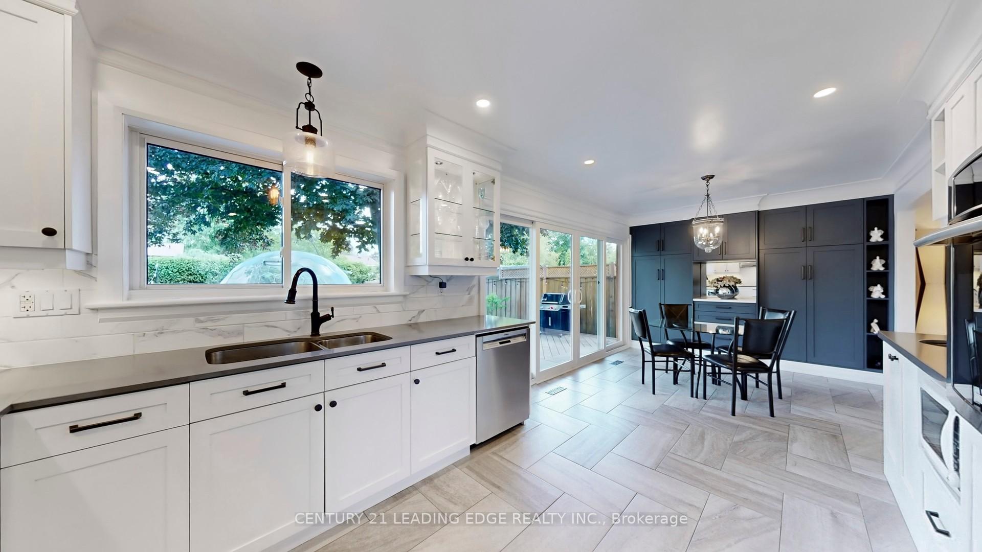 Photo 8 of 29 Sir Caradoc Place, Markham, Markham Village — HOMEH