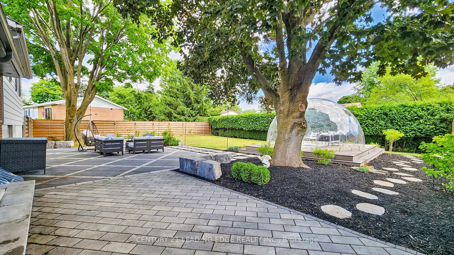 Photo 19 of 29 Sir Caradoc Place, Markham, Markham Village — HOMEH