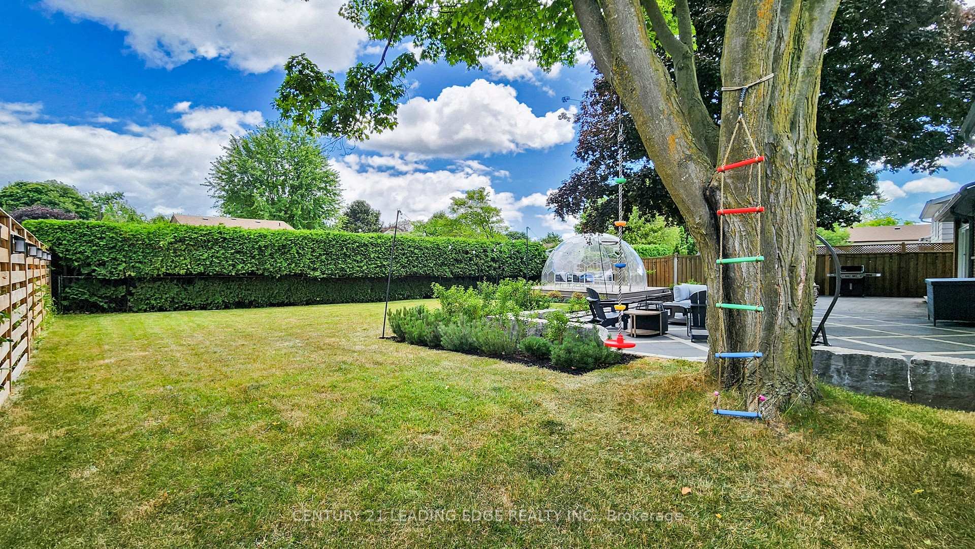 Photo 20 of 29 Sir Caradoc Place, Markham, Markham Village — HOMEH