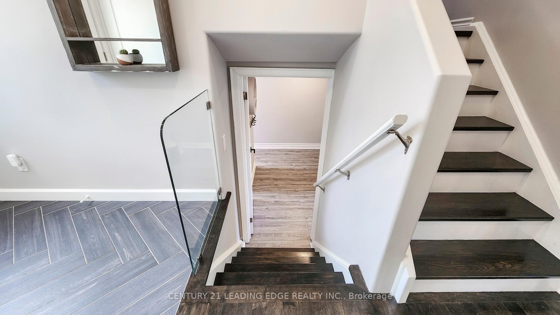 Photo 33 of 29 Sir Caradoc Place, Markham, Markham Village — HOMEH