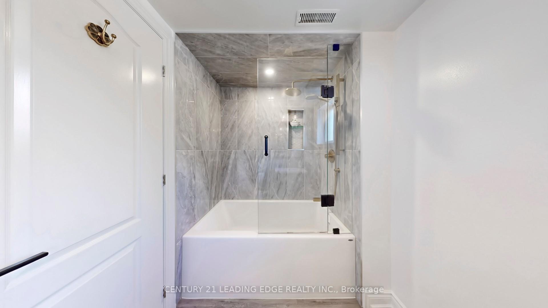 Photo 38 of 29 Sir Caradoc Place, Markham, Markham Village — HOMEH