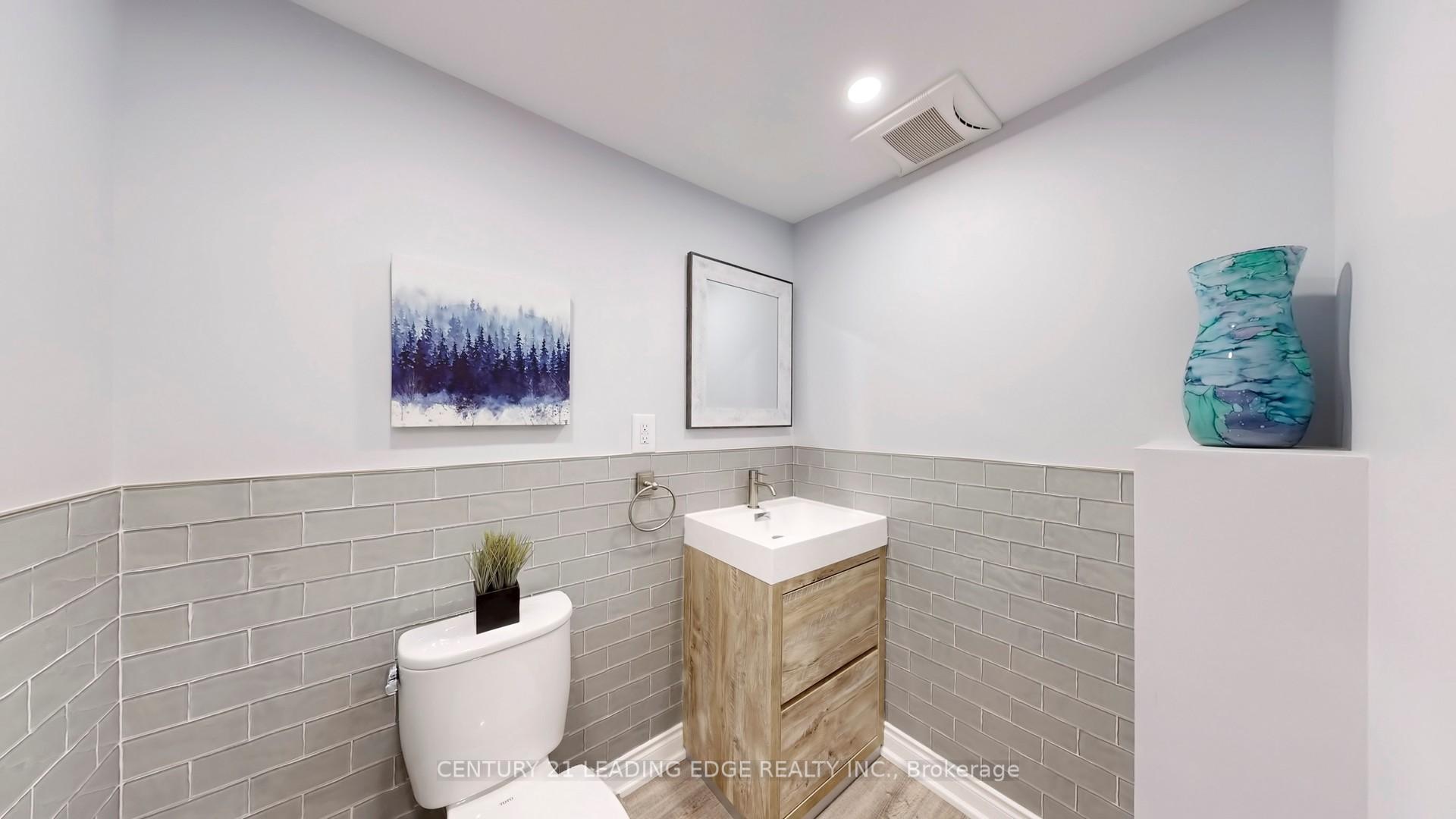 Photo 45 of 29 Sir Caradoc Place, Markham, Markham Village — HOMEH