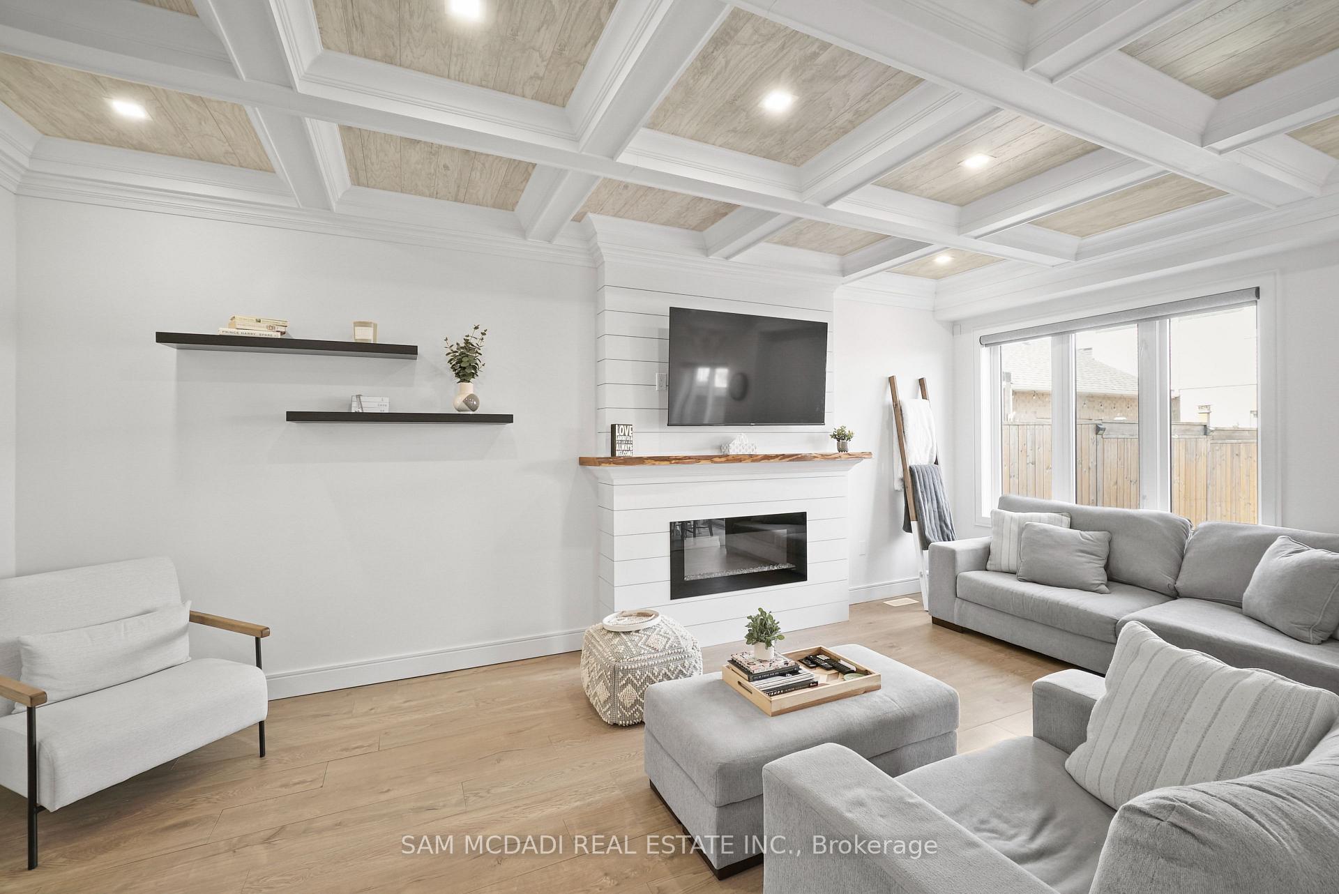 Photo 12 of 18 Beau Chatel Lane, Grimsby, Grimsby Beach — HOMEH