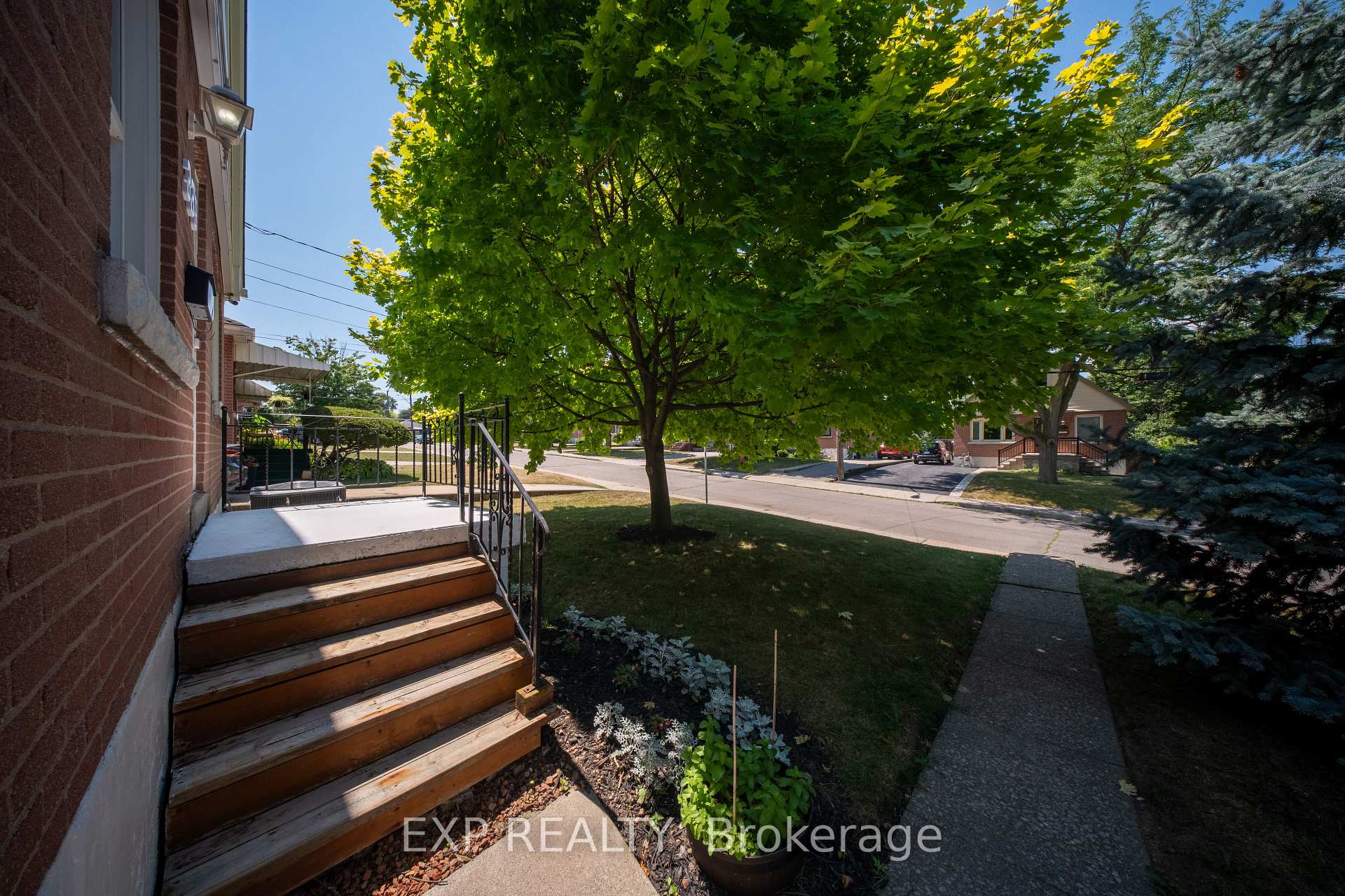 Photo 4 of 339 Arlington Road, Hamilton, Glenview — HOMEH