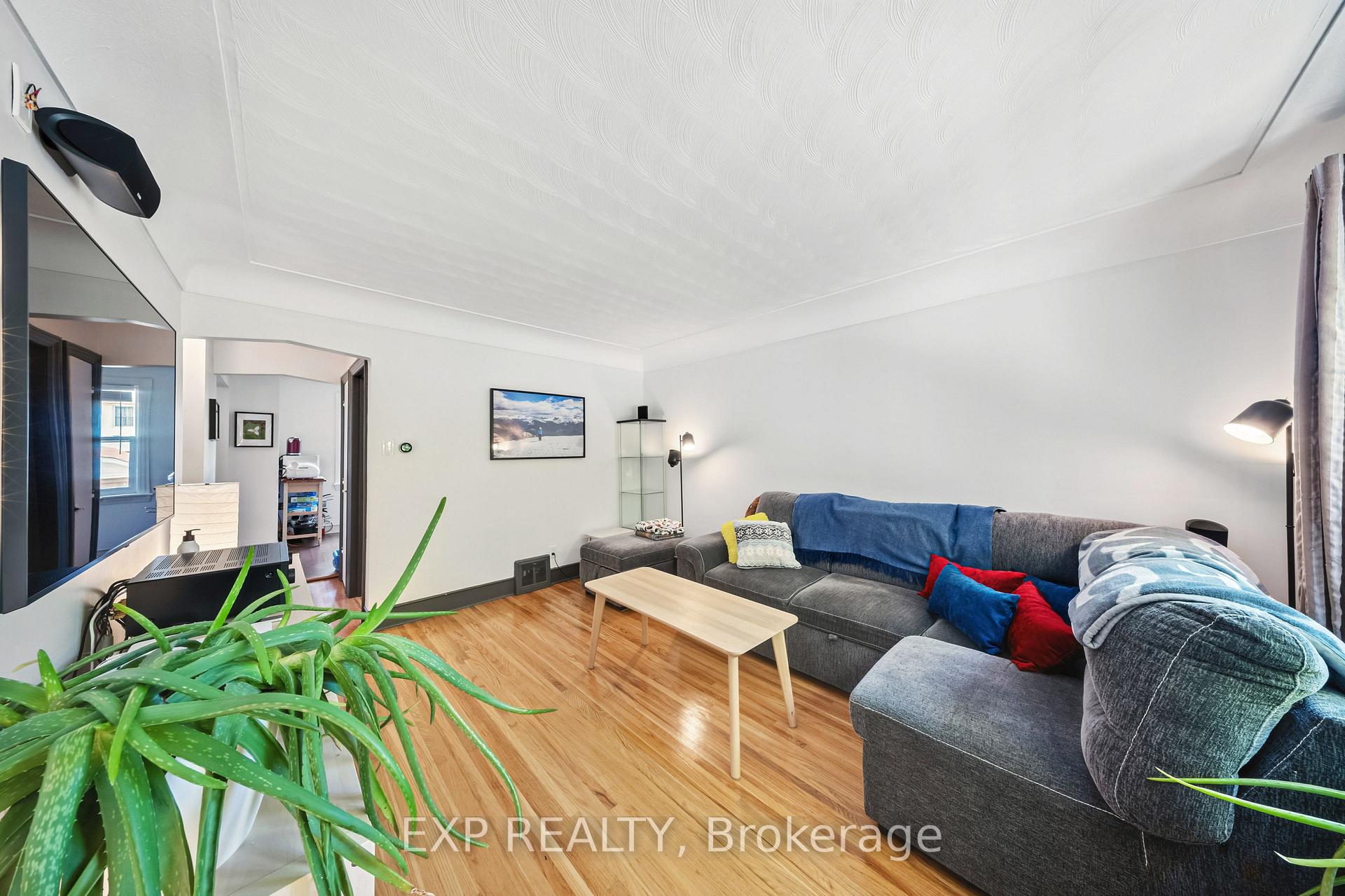 Photo 8 of 339 Arlington Road, Hamilton, Glenview — HOMEH