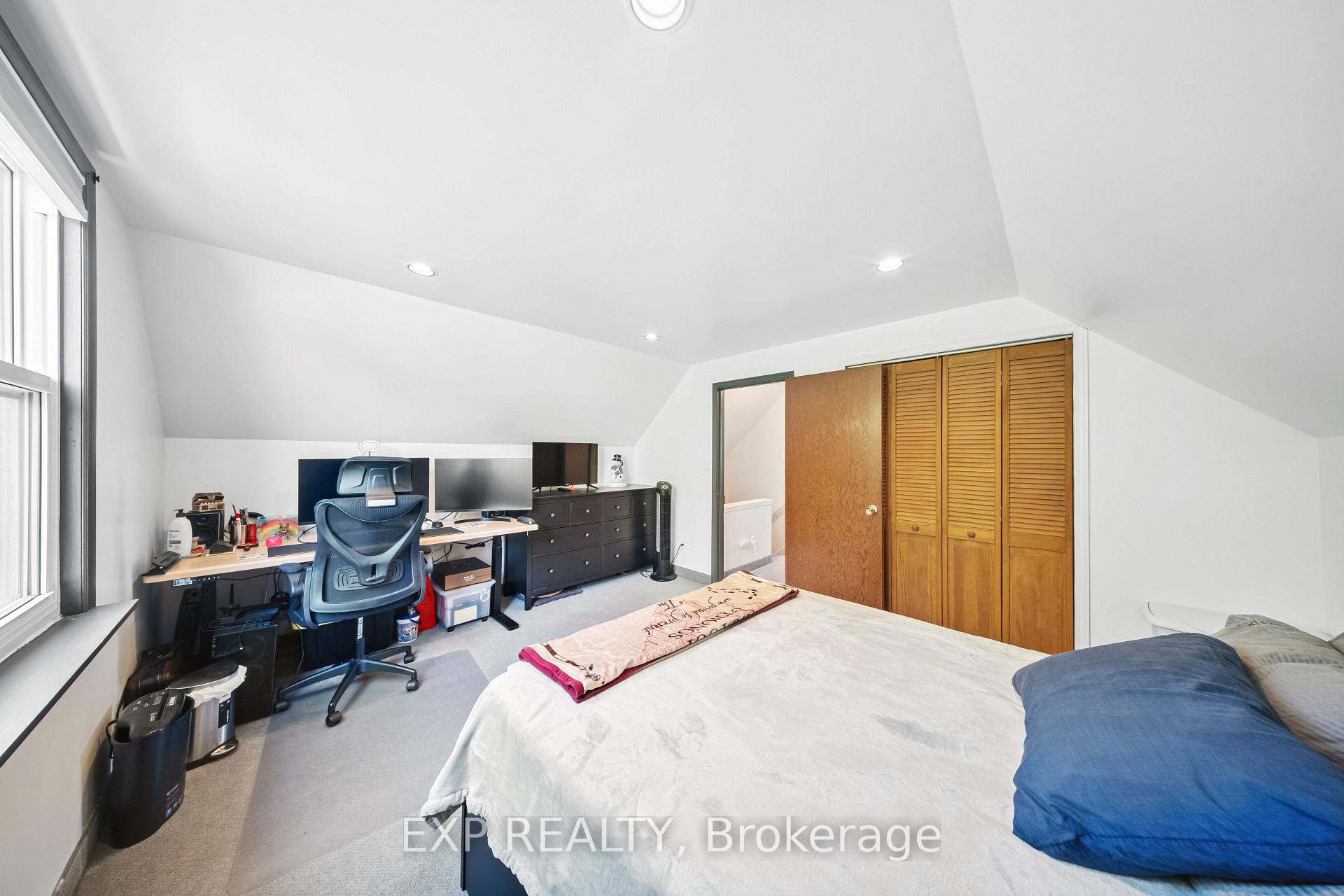 Photo 32 of 339 Arlington Road, Hamilton, Glenview — HOMEH
