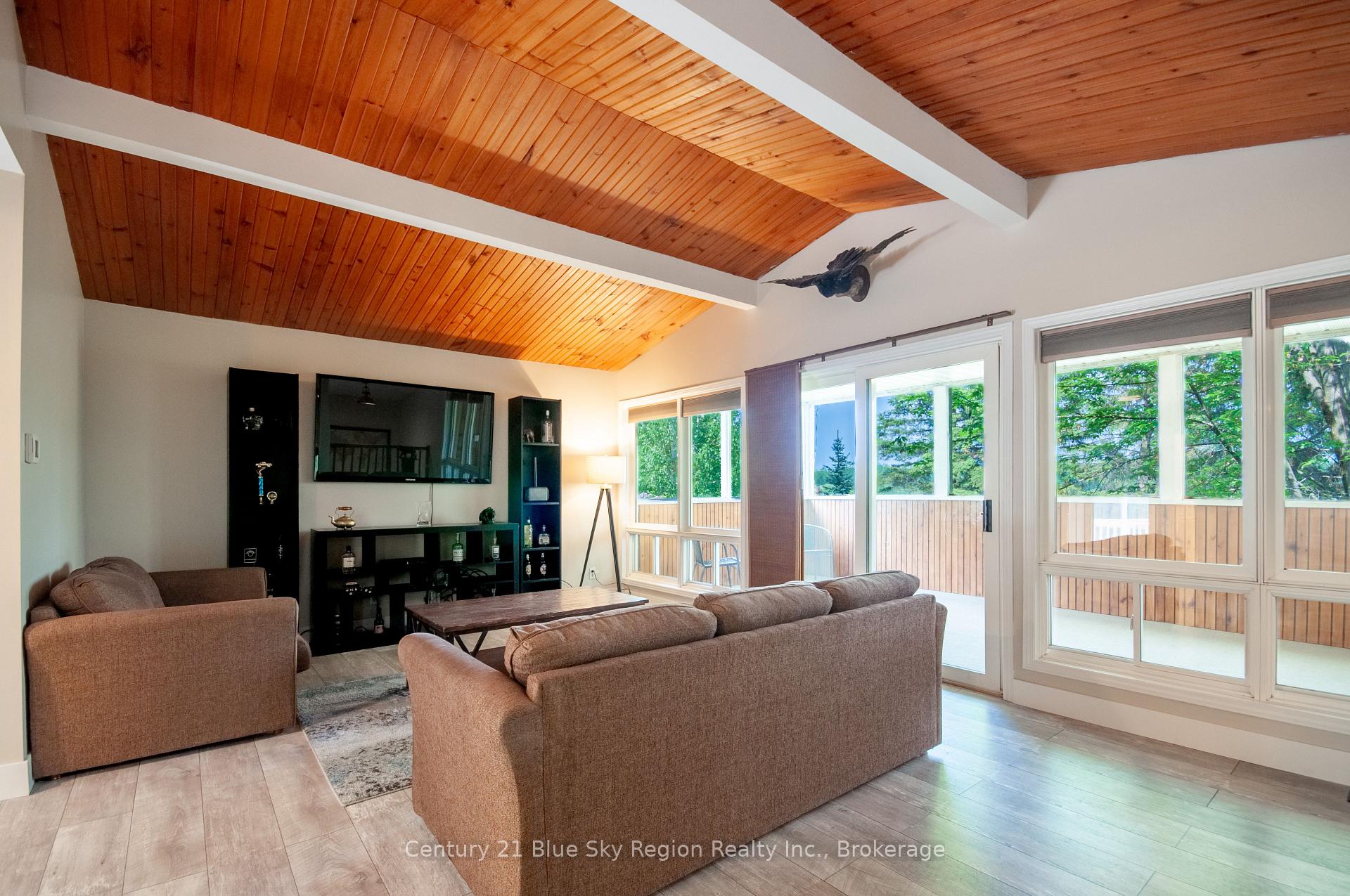 Photo 4 of 425 Tillicum Bay Road, Callander — HOMEH