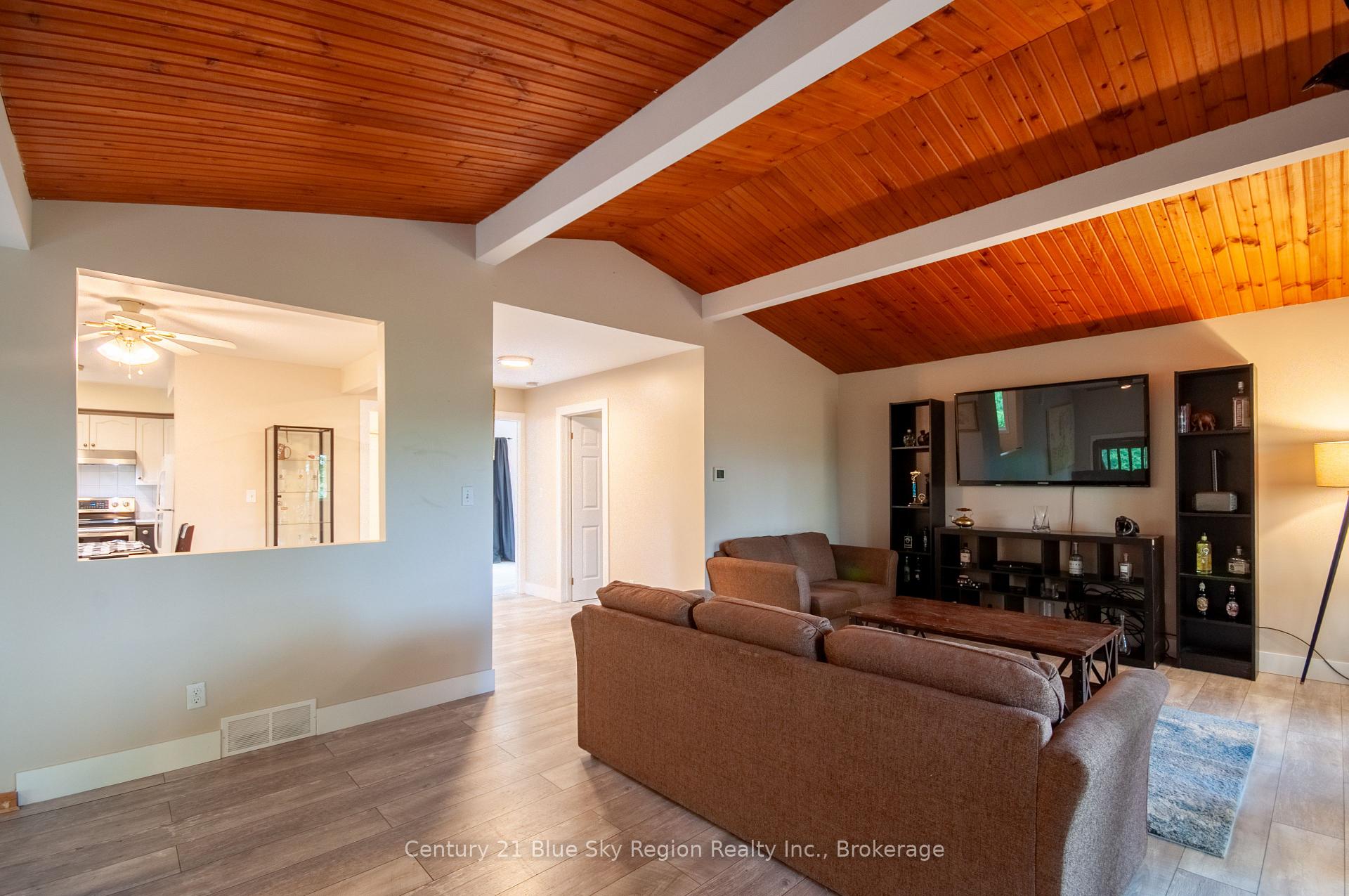 Photo 7 of 425 Tillicum Bay Road, Callander — HOMEH