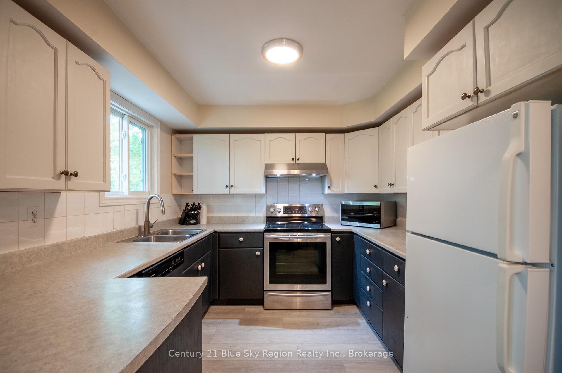 Photo 8 of 425 Tillicum Bay Road, Callander — HOMEH