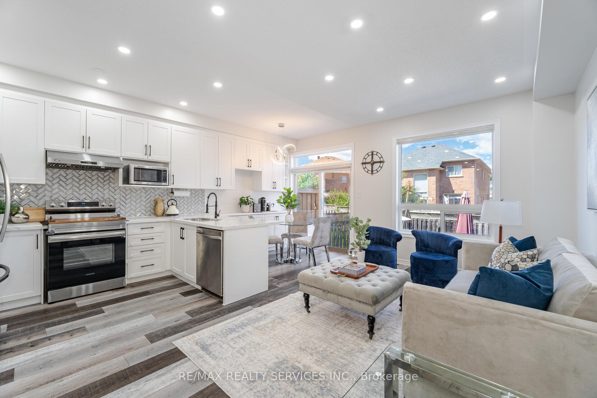 Photo 47 of 10 Martree Crescent, Brampton, Madoc — HOMEH