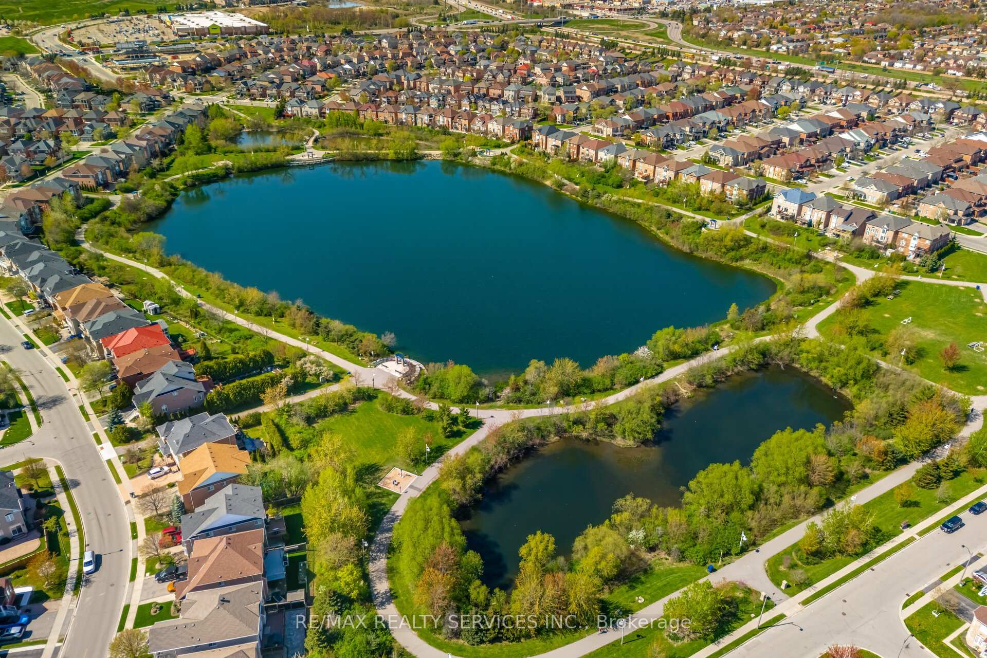 Photo 40 of 10 Martree Crescent, Brampton, Madoc — HOMEH