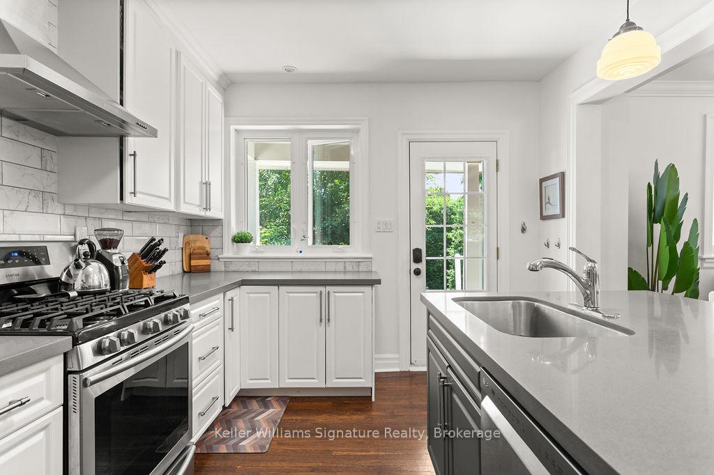 Photo 22 of 89 Kensington Avenue S, Hamilton, Delta — HOMEH