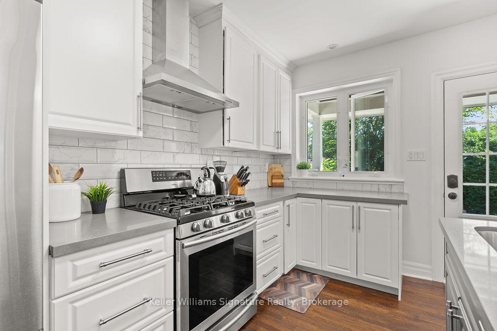 Photo 36 of 89 Kensington Avenue S, Hamilton, Delta — HOMEH