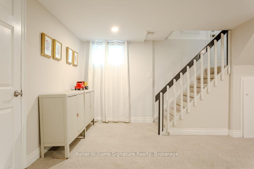 Photo 21 of 89 Kensington Avenue S, Hamilton, Delta — HOMEH