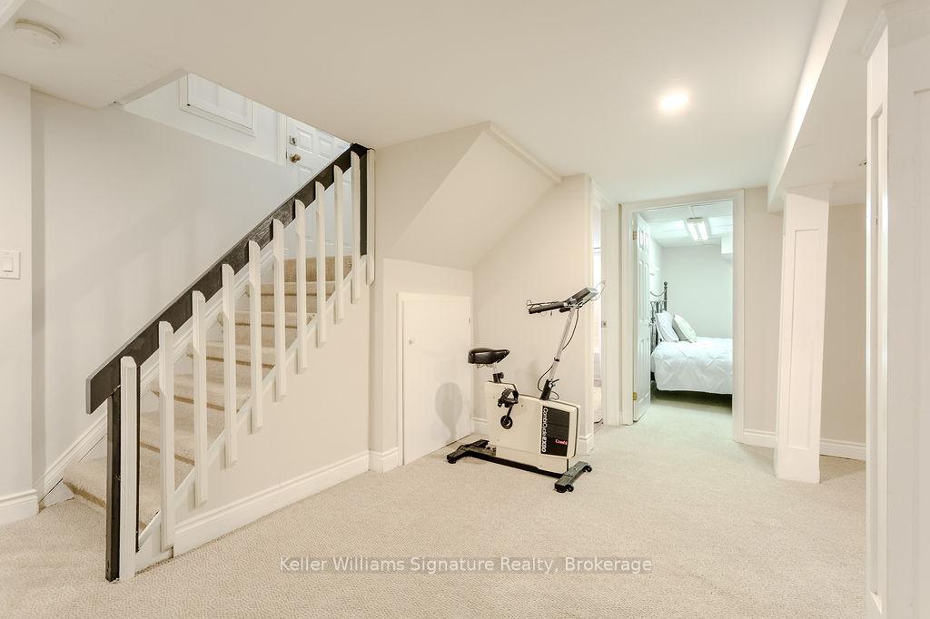 Photo 43 of 89 Kensington Avenue S, Hamilton, Delta — HOMEH
