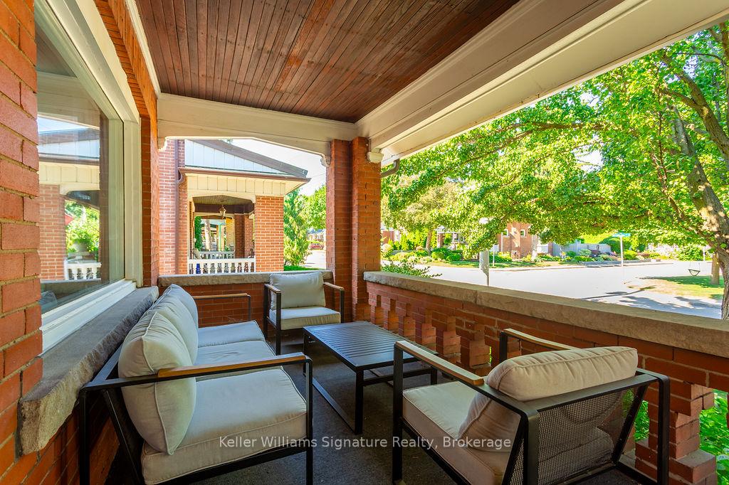 Photo 35 of 89 Kensington Avenue S, Hamilton, Delta — HOMEH