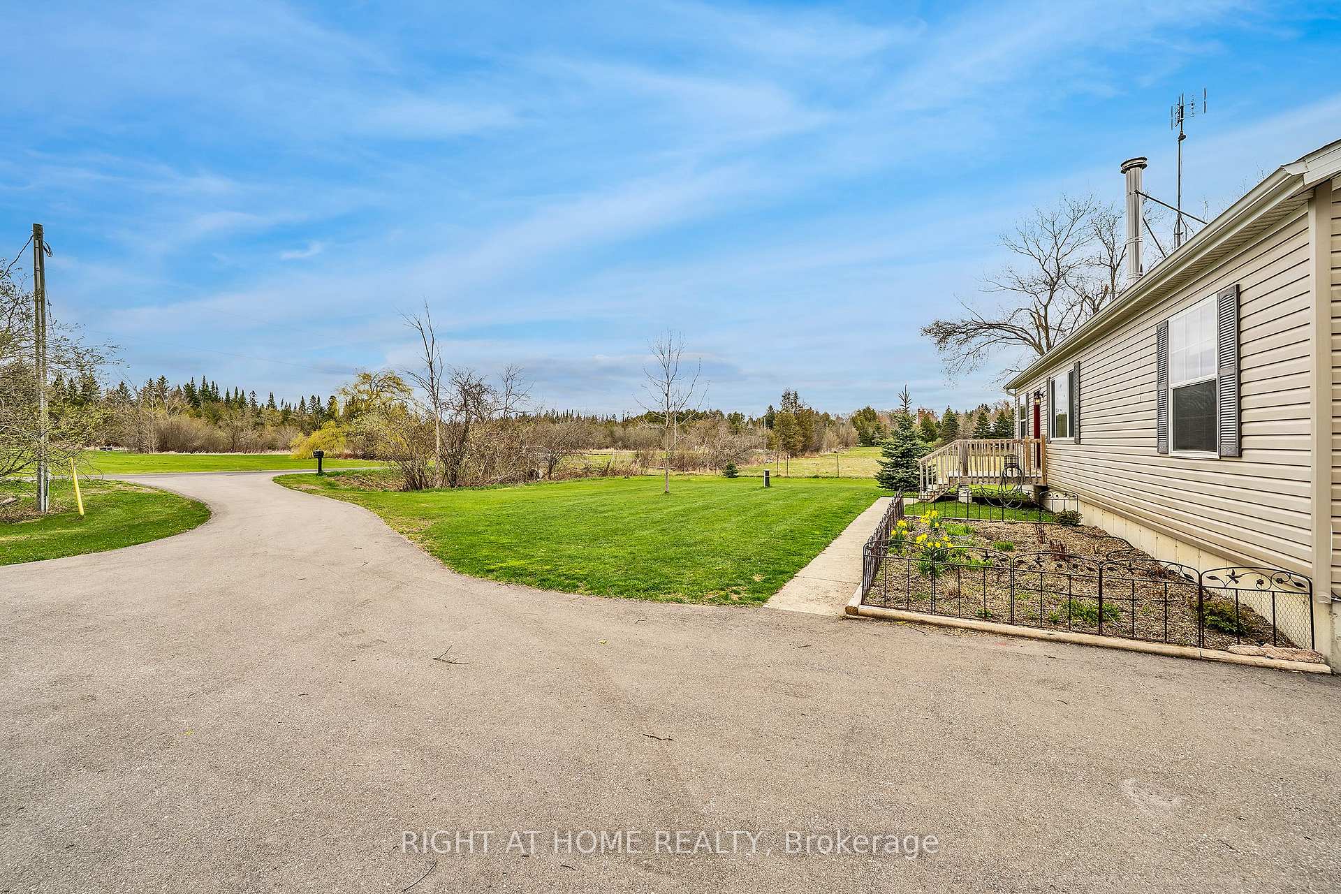 Photo 8 of S2320 Brock Concession 2 Road, Brock, Rural Brock — HOMEH