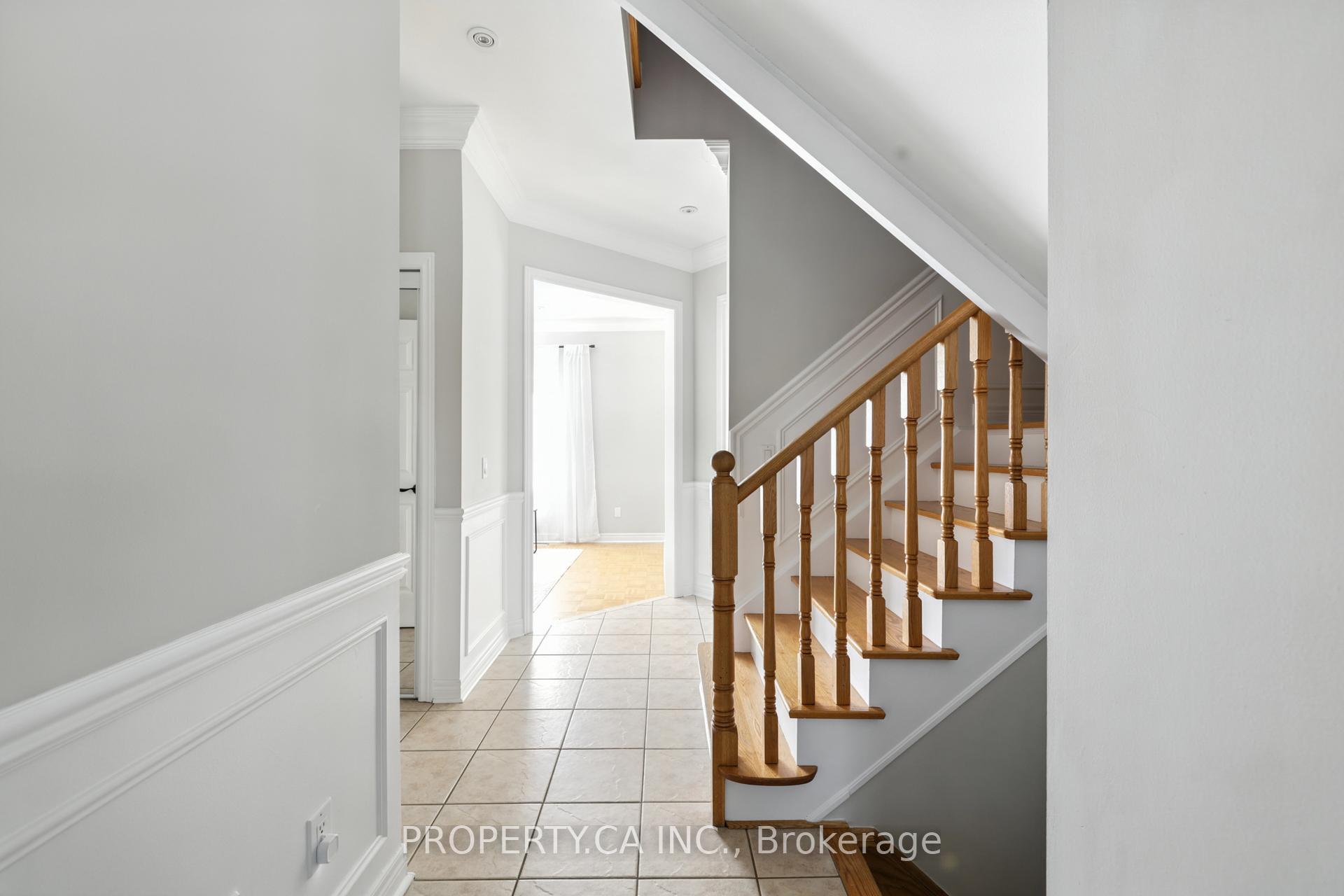 Photo 5 of 150 Derrywood Drive, Vaughan, Patterson — HOMEH