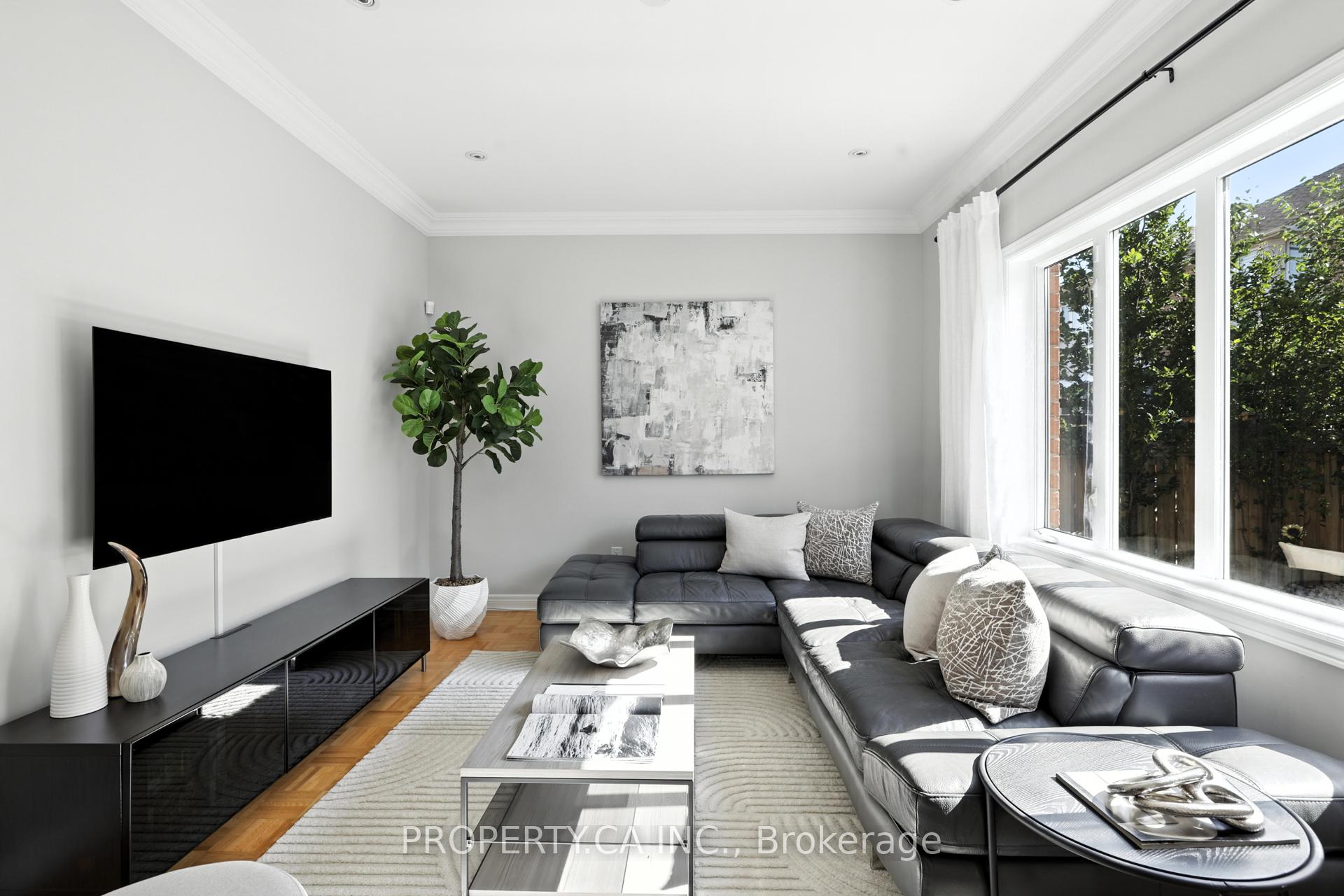 Photo 12 of 150 Derrywood Drive, Vaughan, Patterson — HOMEH