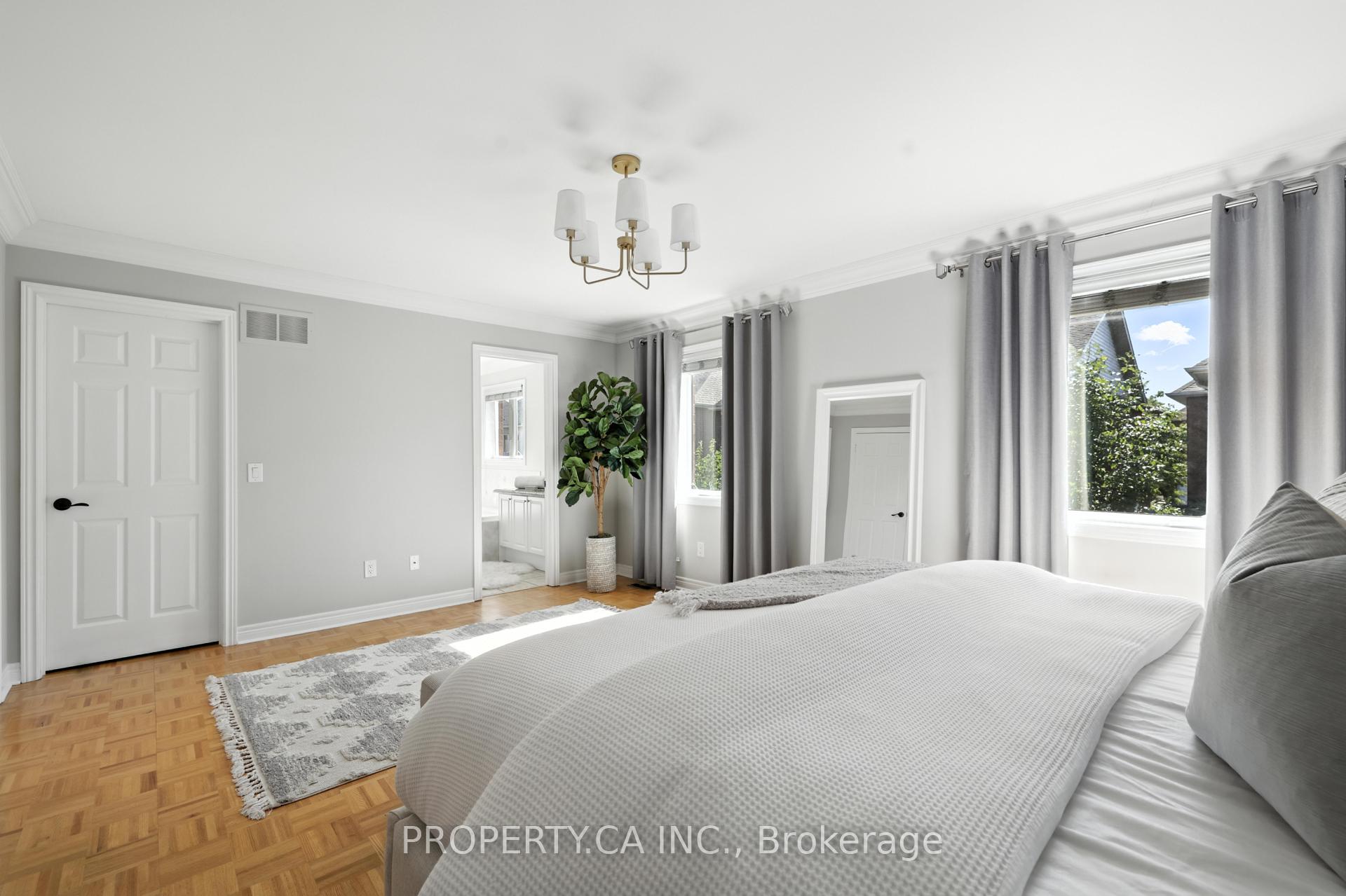 Photo 9 of 150 Derrywood Drive, Vaughan, Patterson — HOMEH