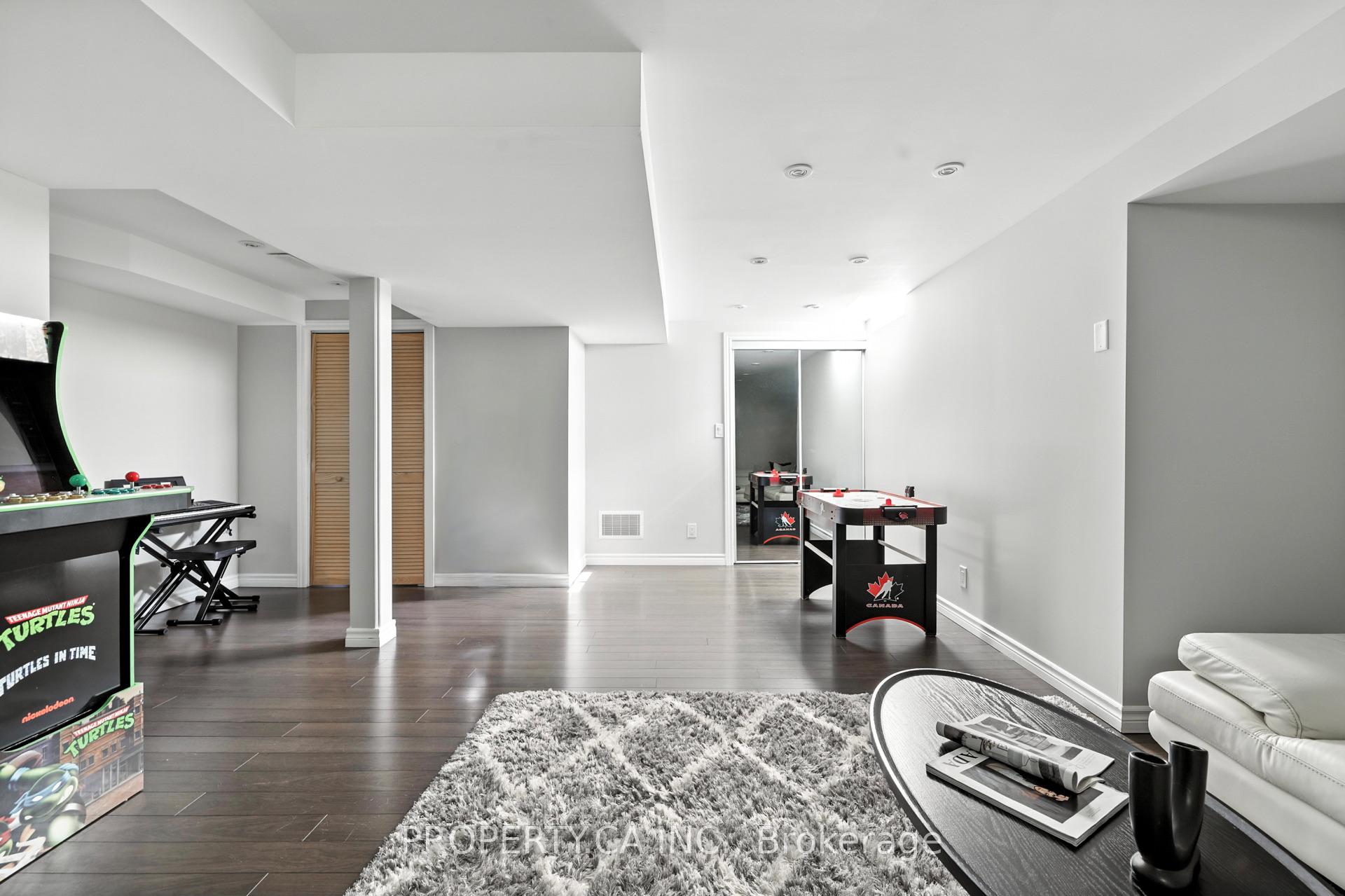 Photo 25 of 150 Derrywood Drive, Vaughan, Patterson — HOMEH