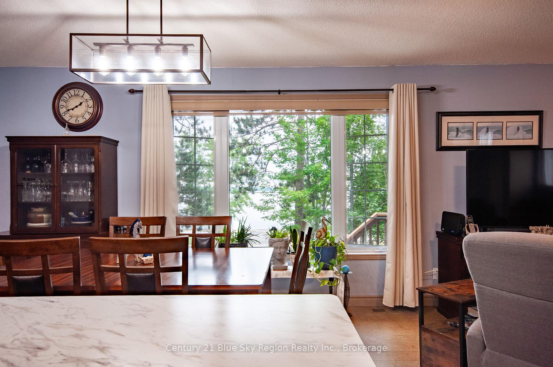 Photo 5 of 758 Main Street S, Callander — HOMEH