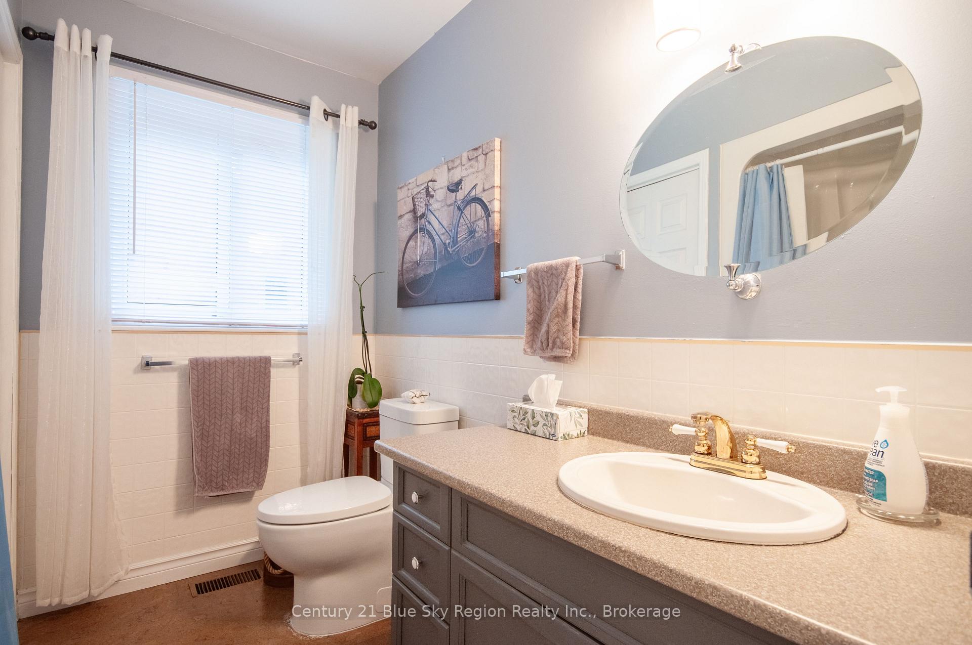 Photo 10 of 758 Main Street S, Callander — HOMEH