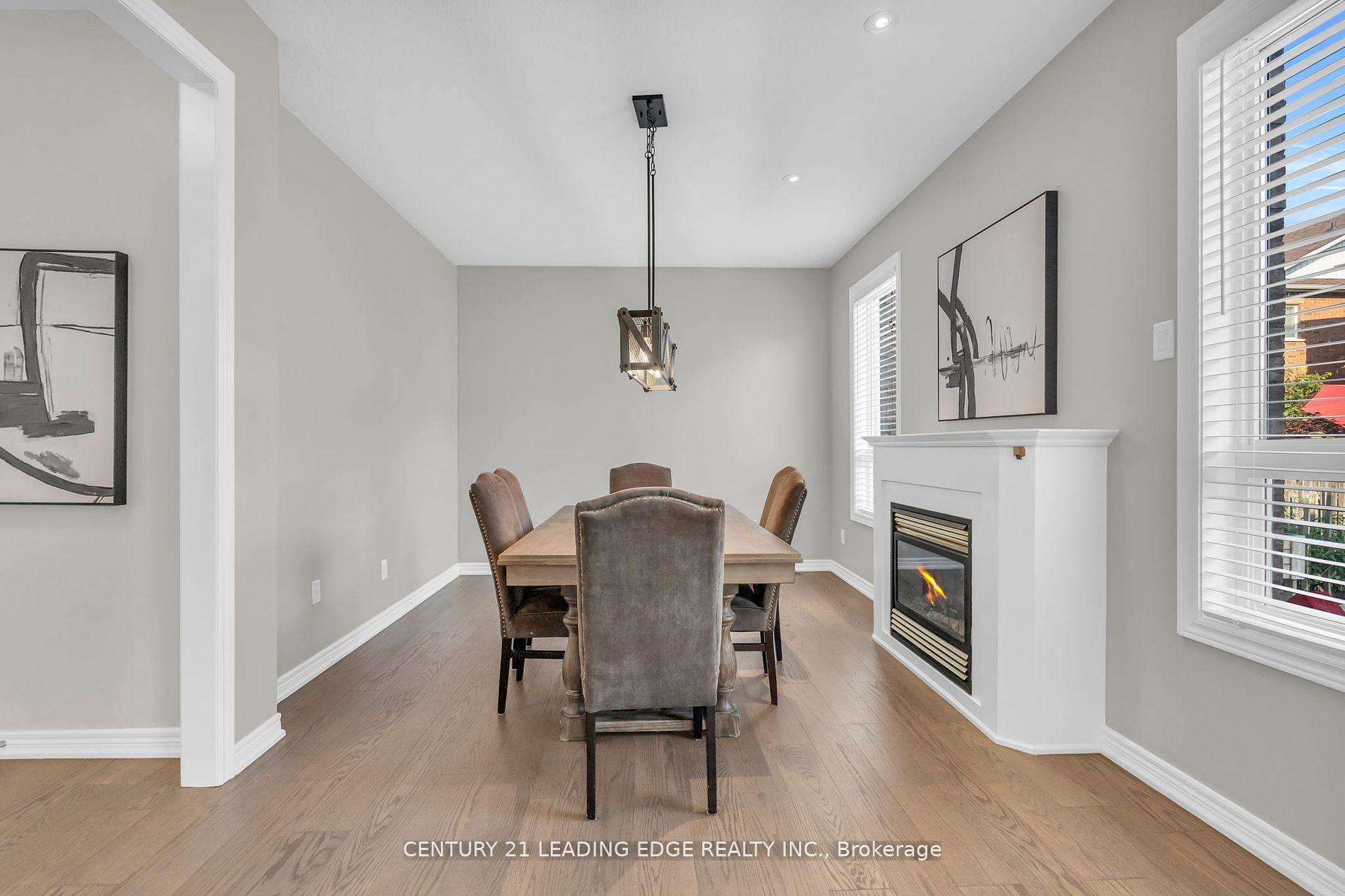 Photo 18 of 288 Kirkvalley Crescent, Aurora, Bayview Wellington — HOMEH