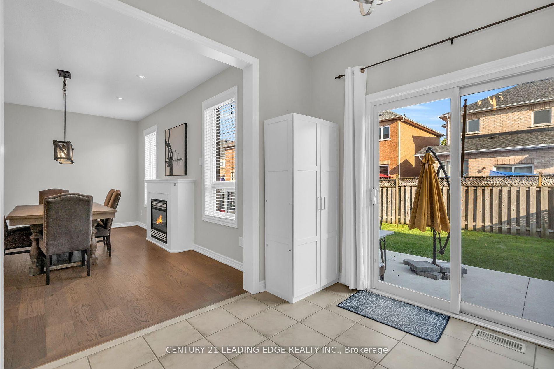 Photo 26 of 288 Kirkvalley Crescent, Aurora, Bayview Wellington — HOMEH