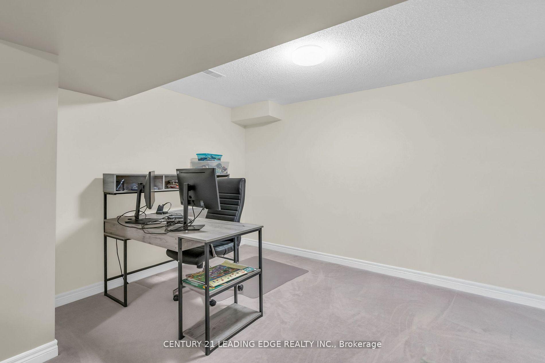 Photo 31 of 288 Kirkvalley Crescent, Aurora, Bayview Wellington — HOMEH