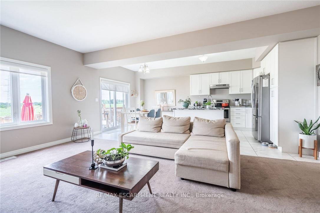 Photo 1 of Unit 43, 120 Vineberg Drive, Hamilton, Allison — HOMEH