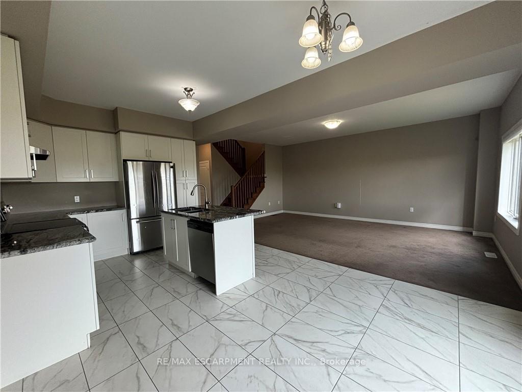 Photo 8 of Unit 43, 120 Vineberg Drive, Hamilton, Allison — HOMEH
