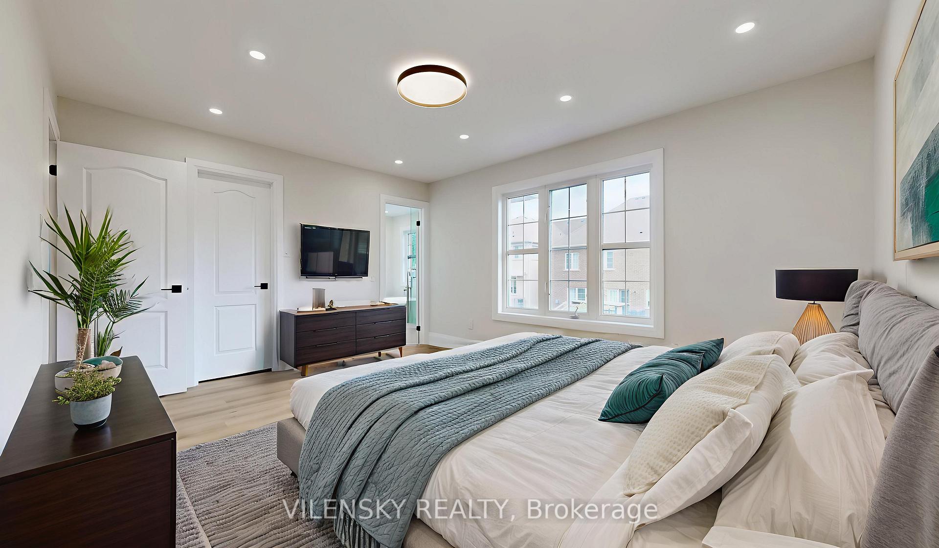Photo 15 of 255 Queen Filomena Avenue, Vaughan, Patterson — HOMEH