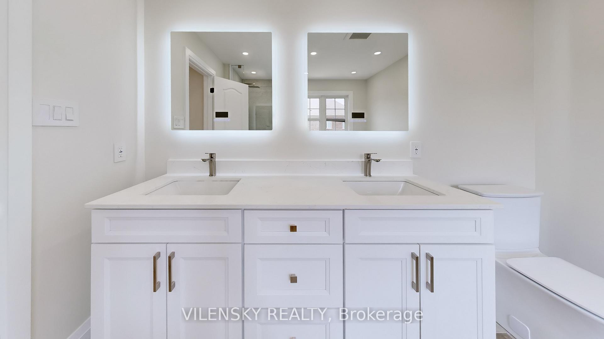 Photo 12 of 255 Queen Filomena Avenue, Vaughan, Patterson — HOMEH